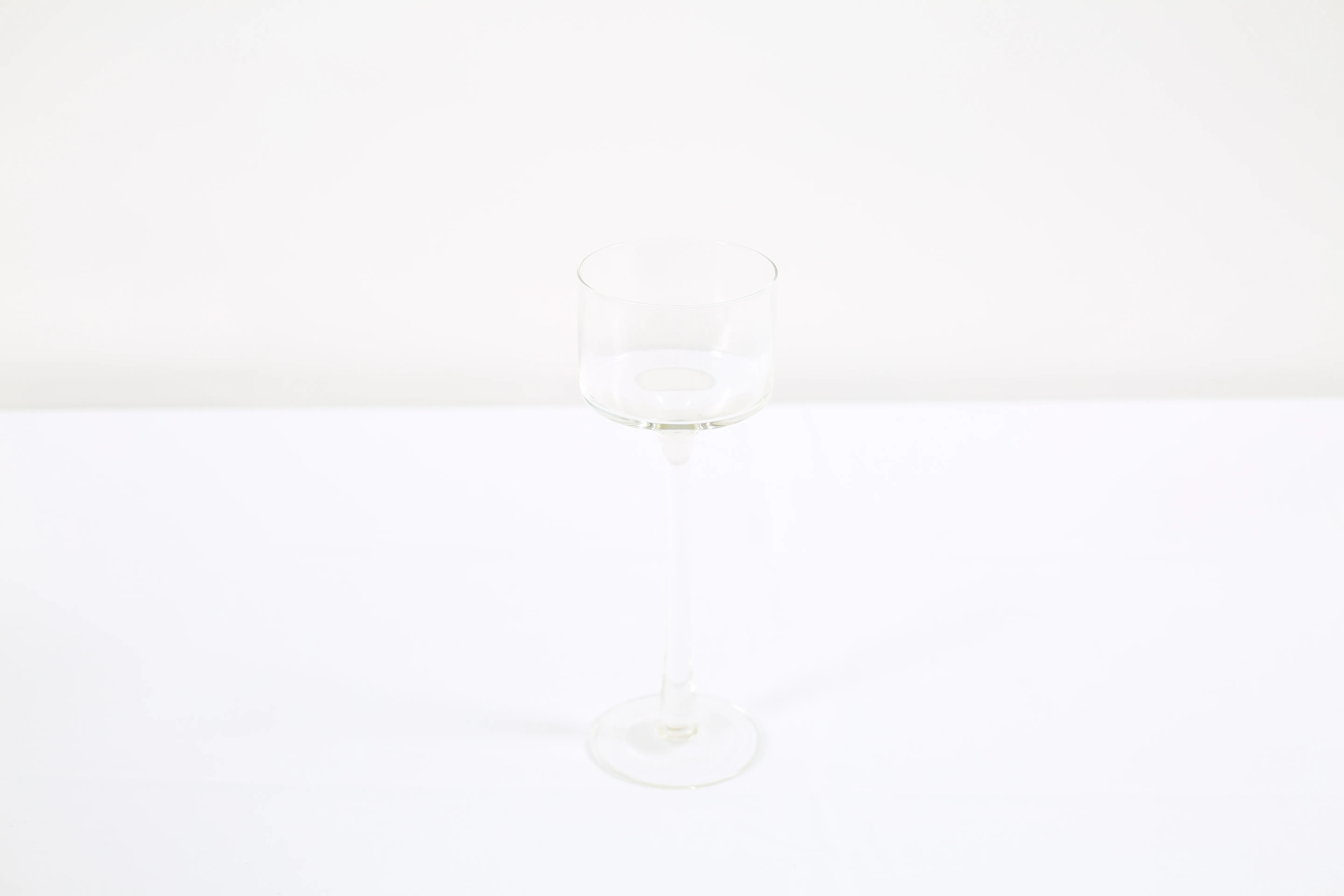 Transparent candle vase 