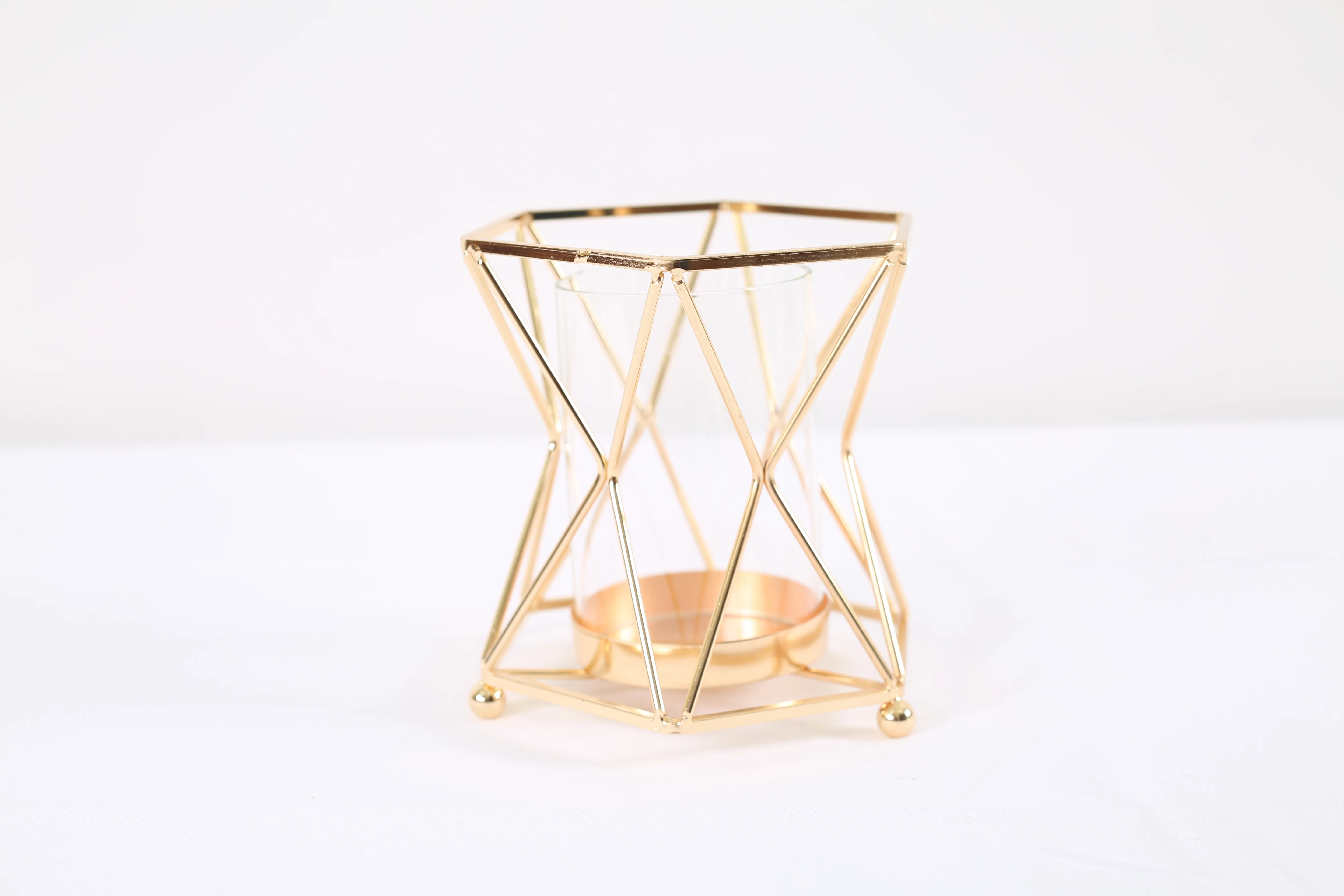 Metallic gold candle jar 