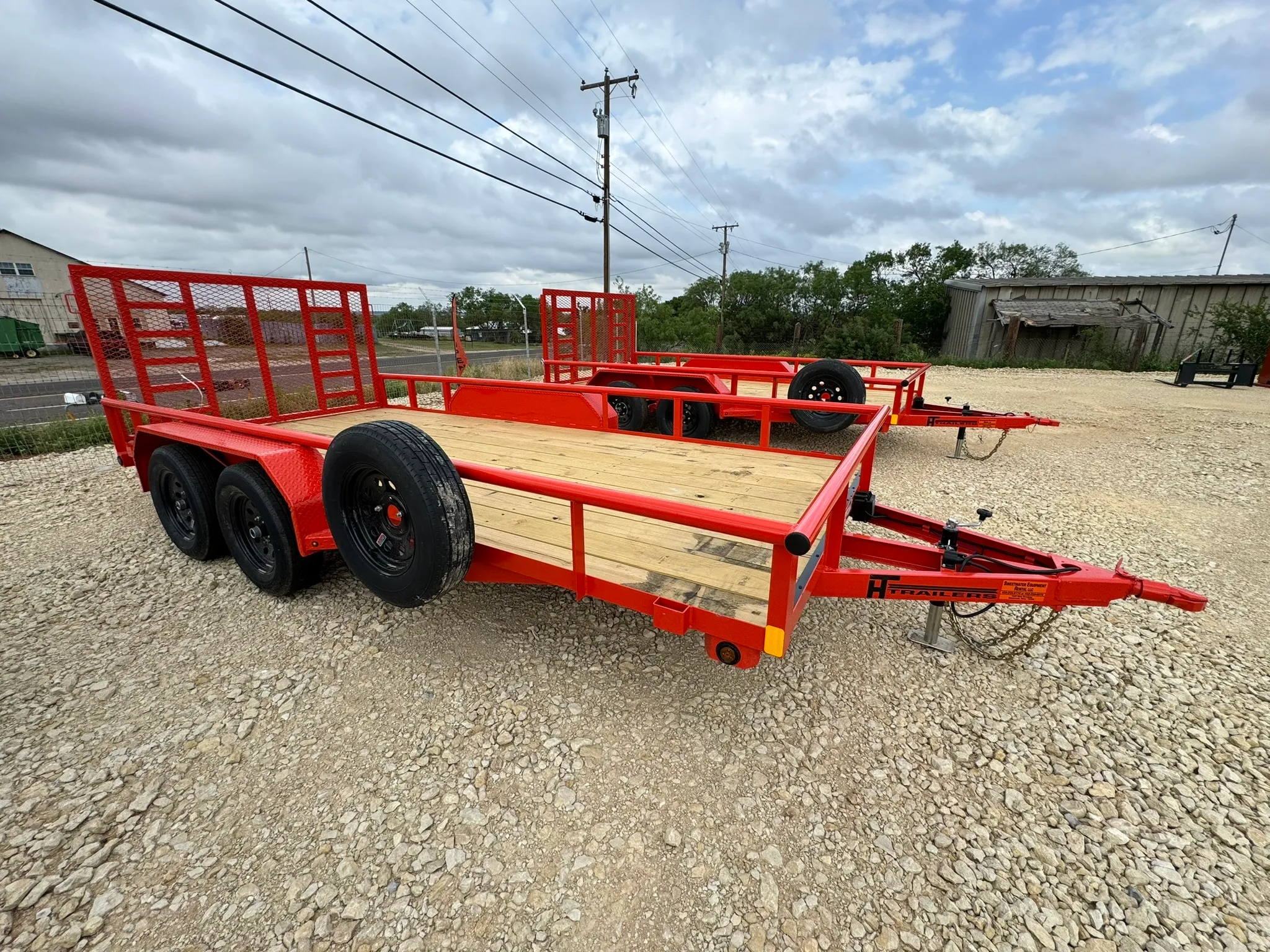 83 X 16 utility trailer (CP 4.8k)