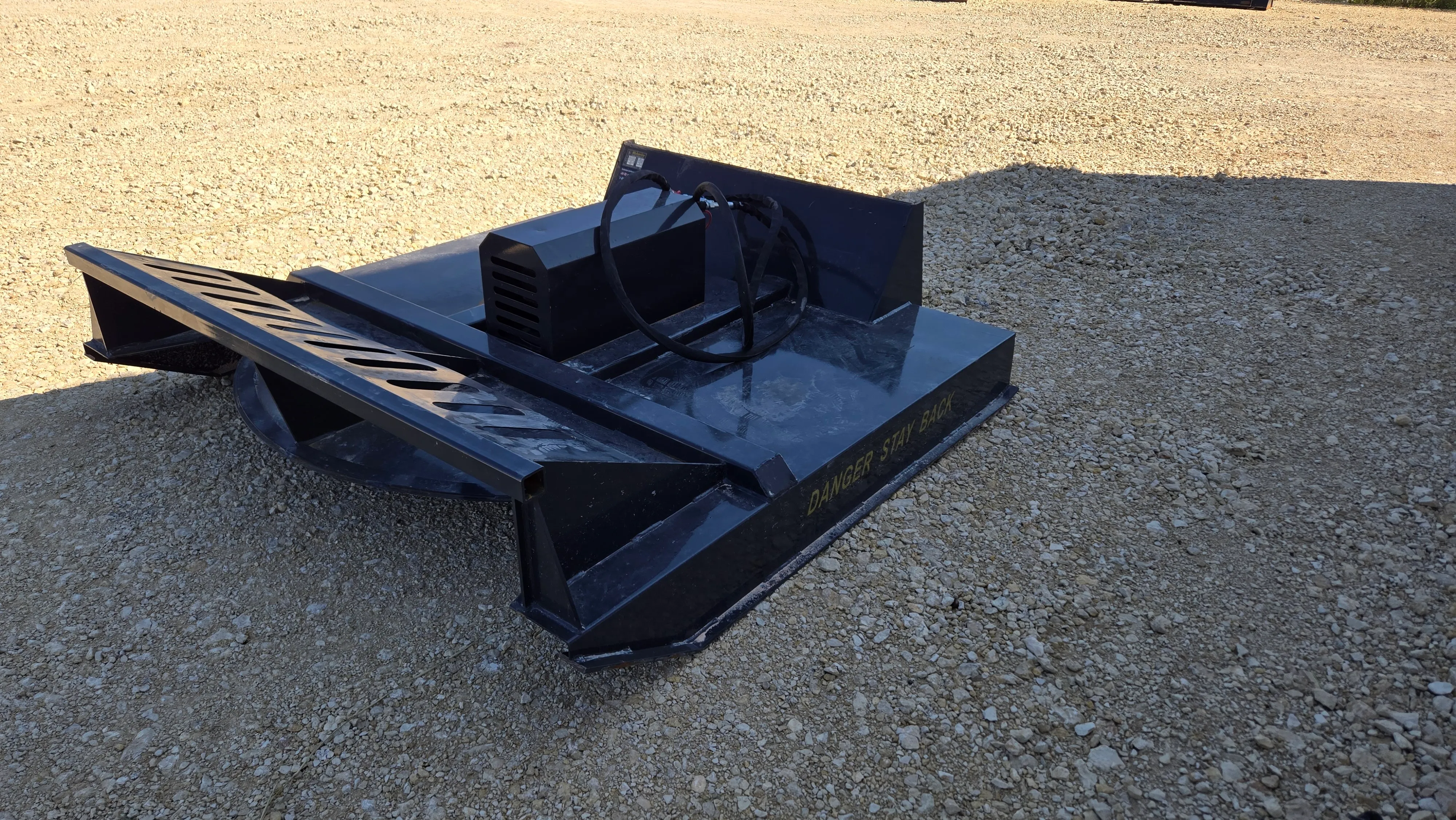 Skid steer shredder attachment (72 in)