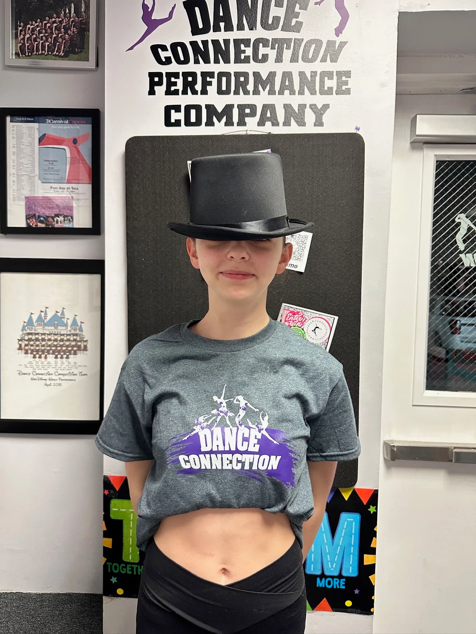 Black Top Hat