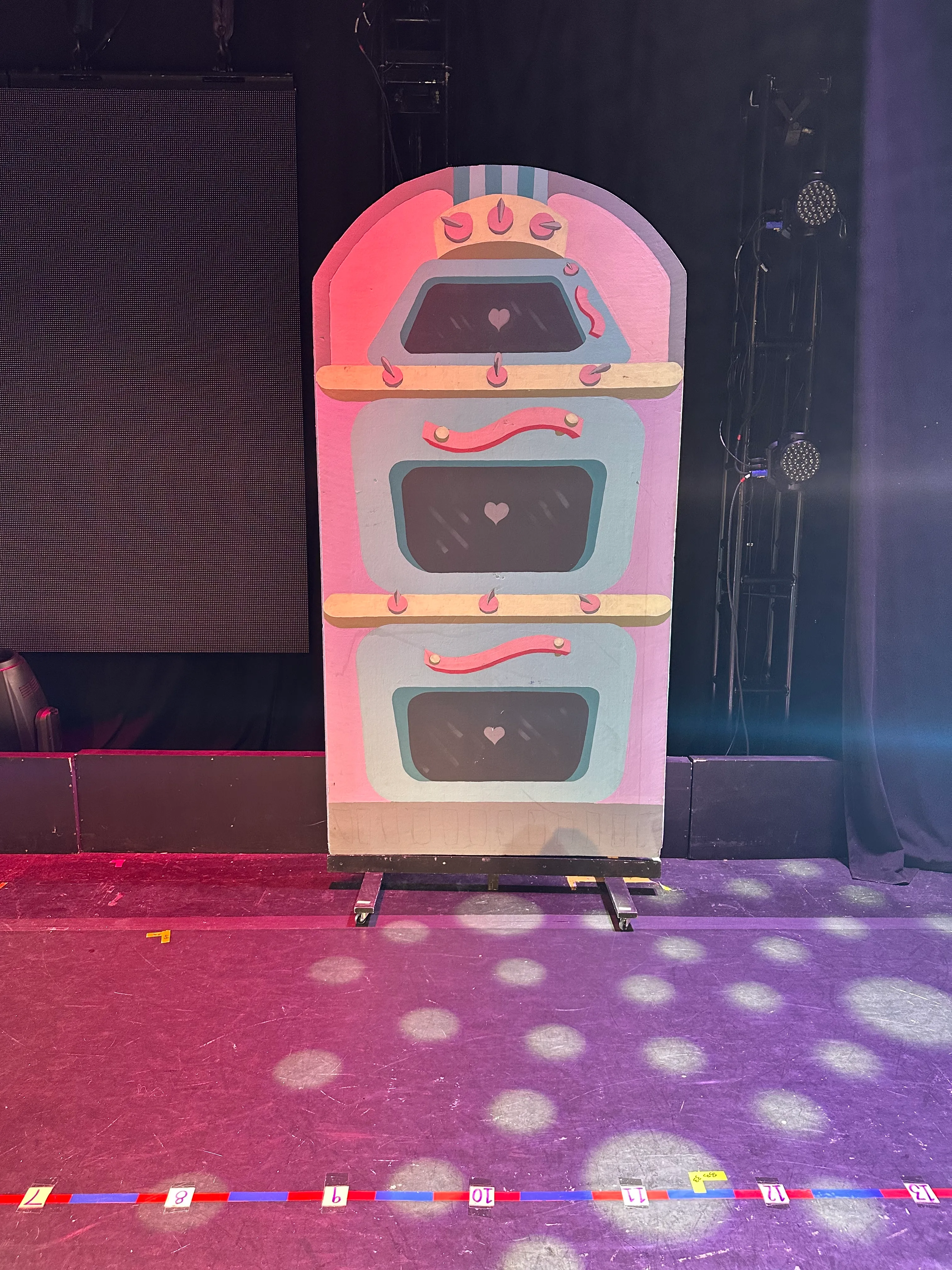 Oven