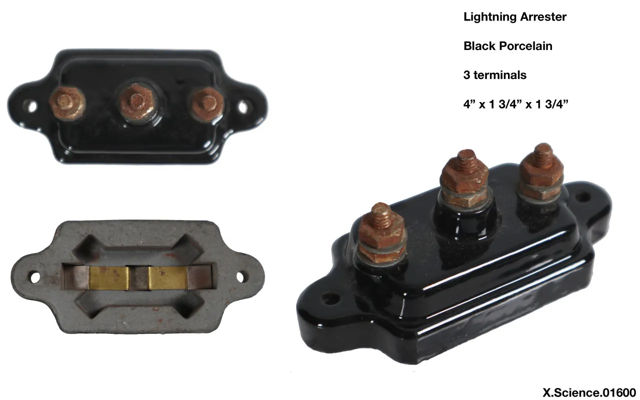 Lightning Arrestor Black 3 Terminal