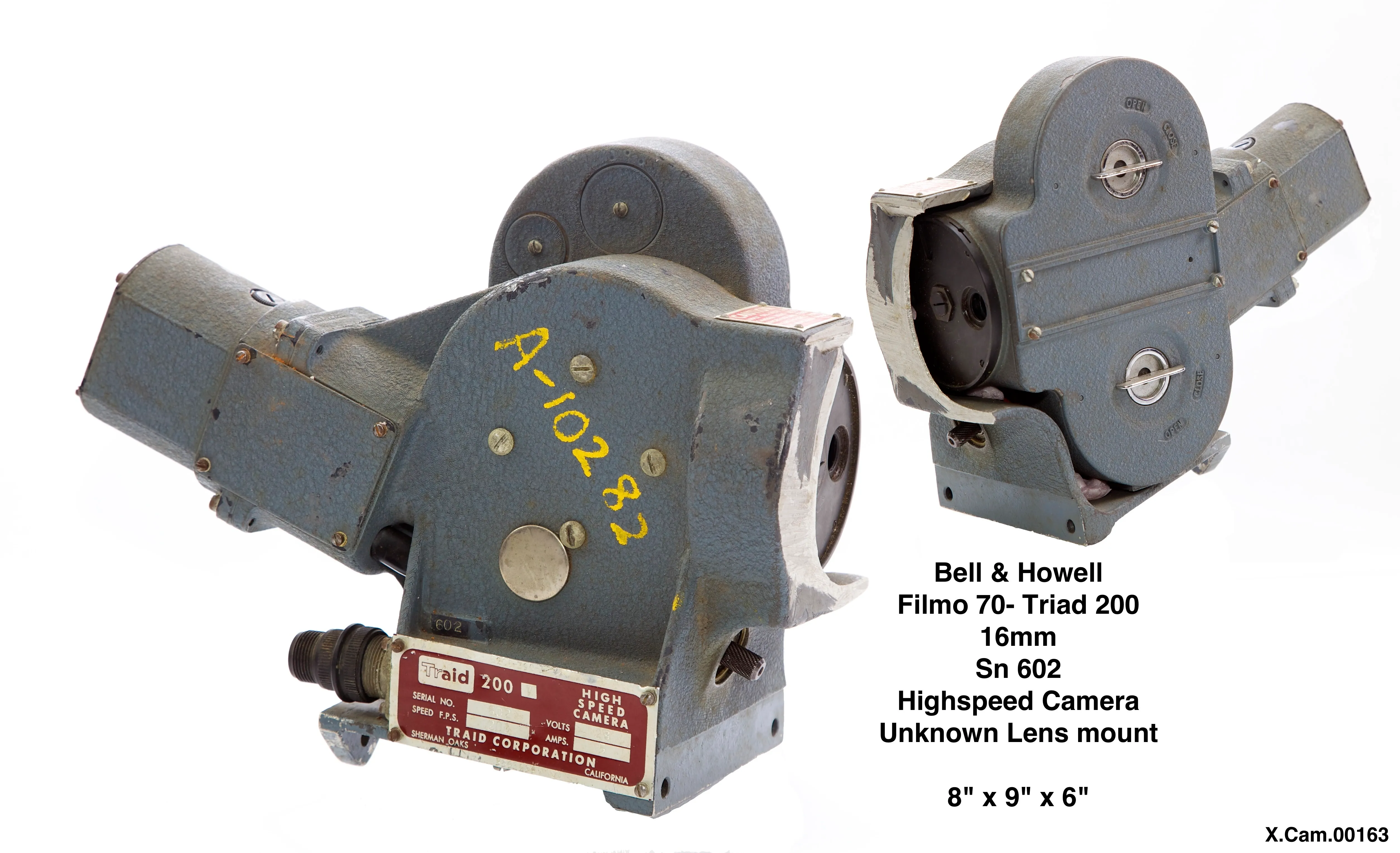 Bell & Howell Filmo Triad 200