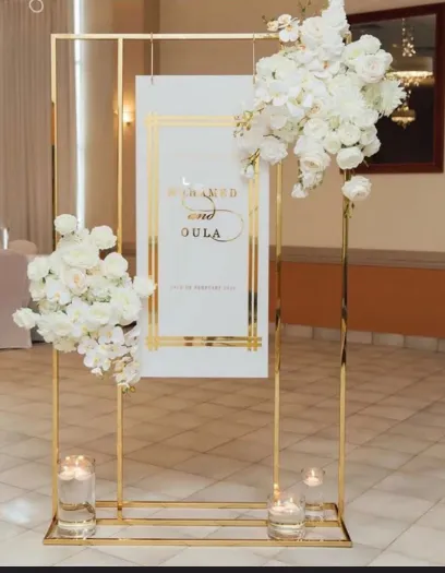 Luxury Gold Sign Stand