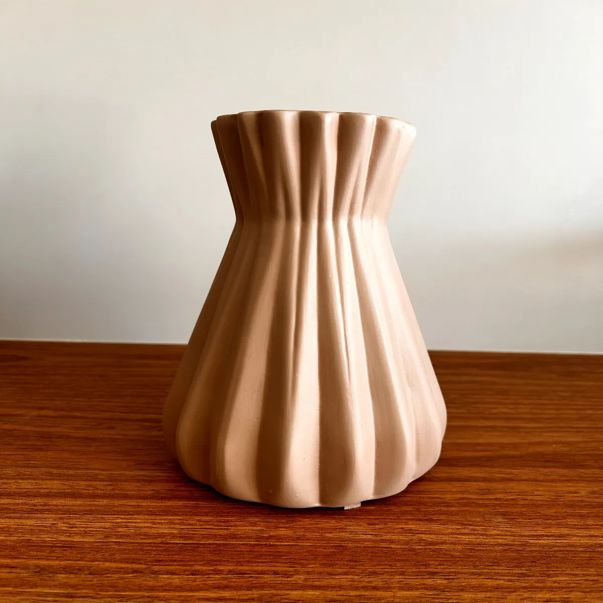 Vaso madri pequeno mocha mousse