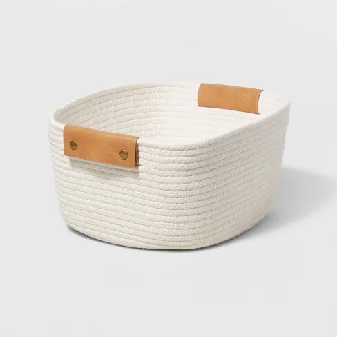 Baskets collection image
