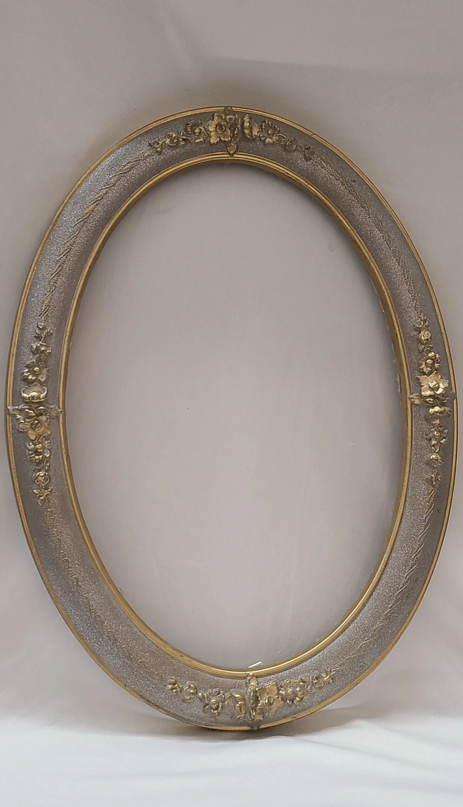 Silver & Gold Oval Frame Without Glass