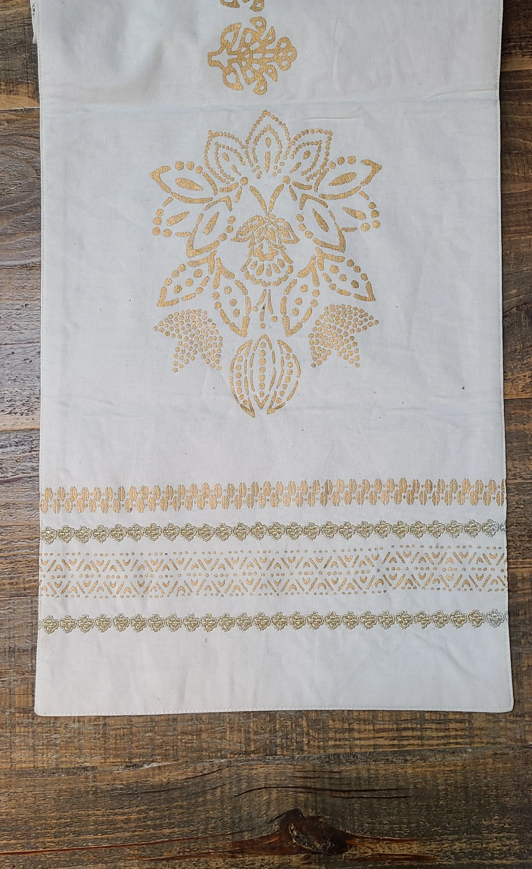 White & Gold Flower Table Runner