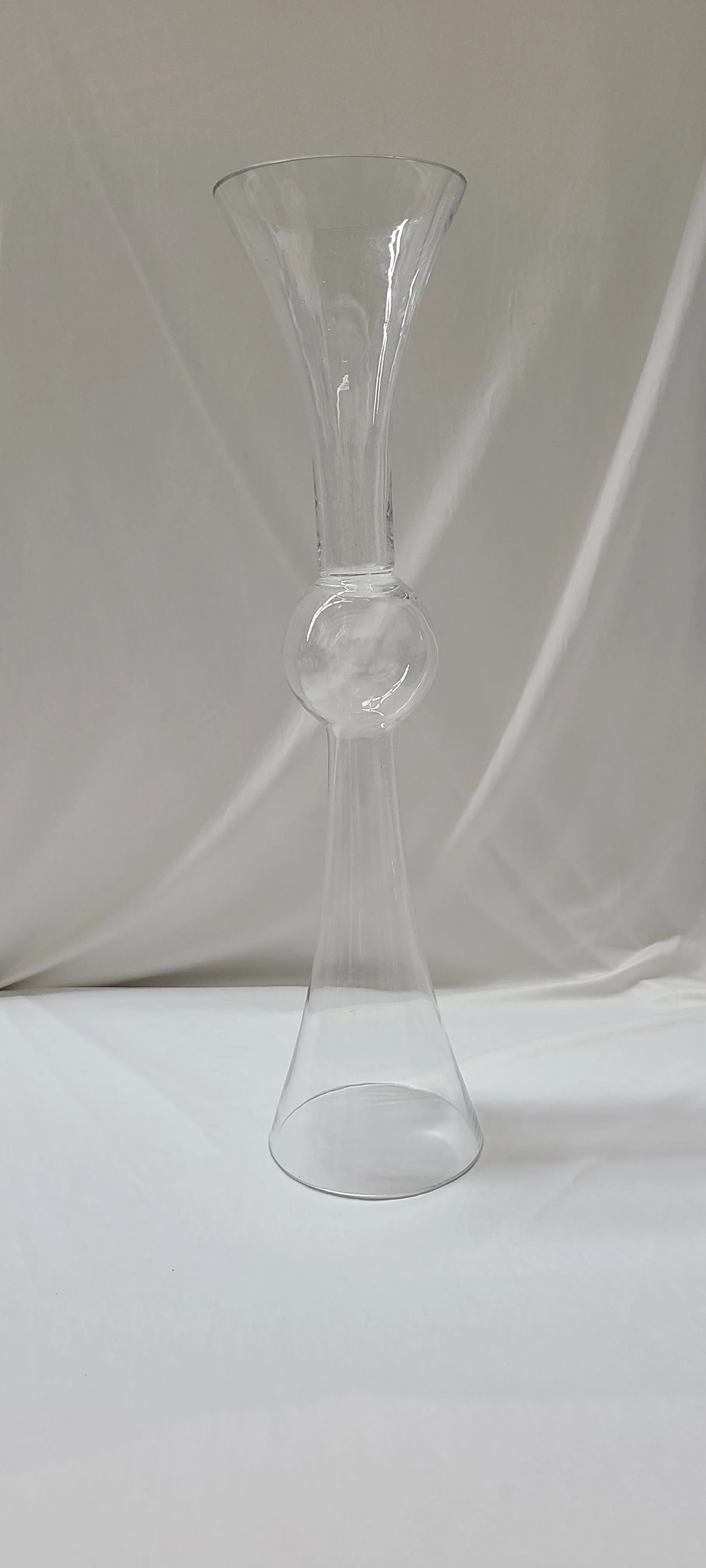 Clear Flared and Ball Floral Stand