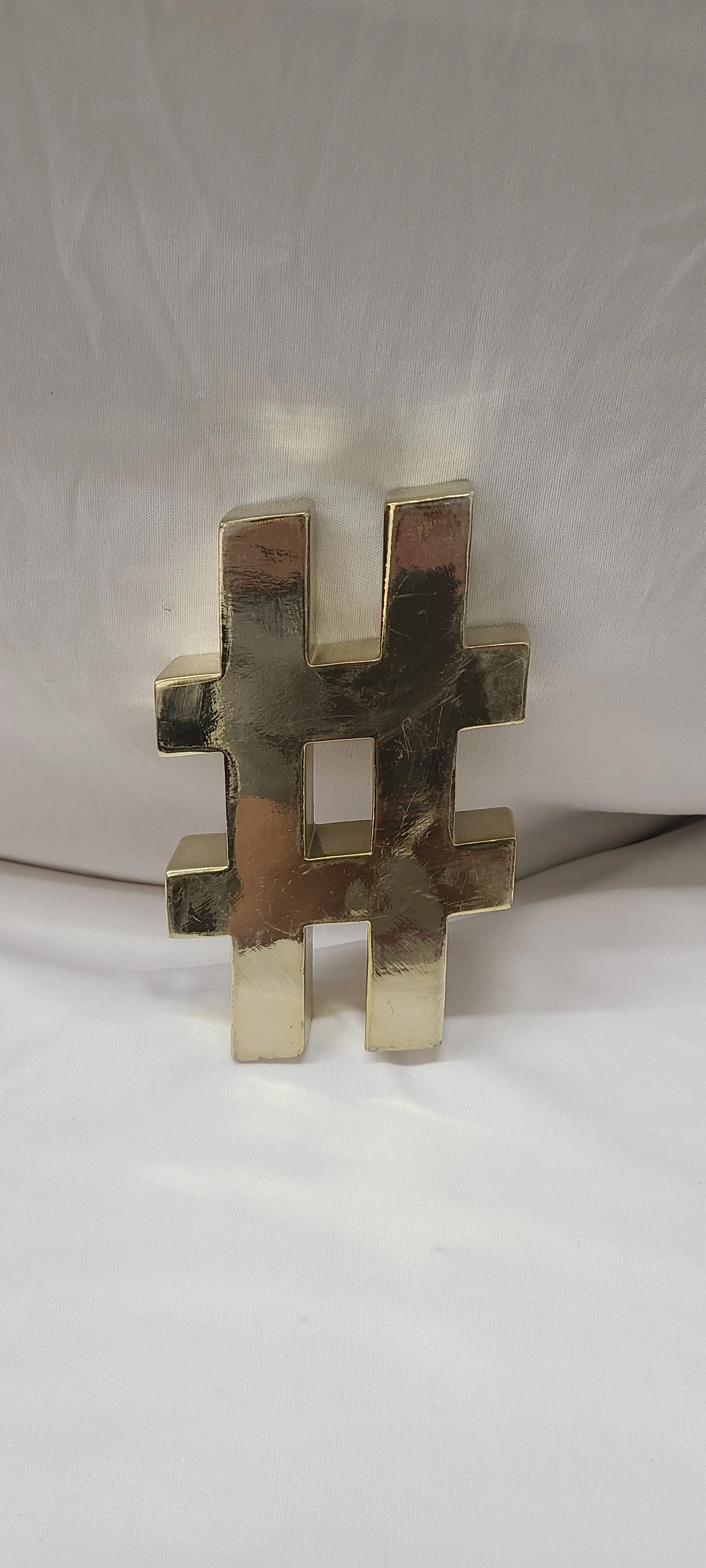 Shiny Gold Hashtag