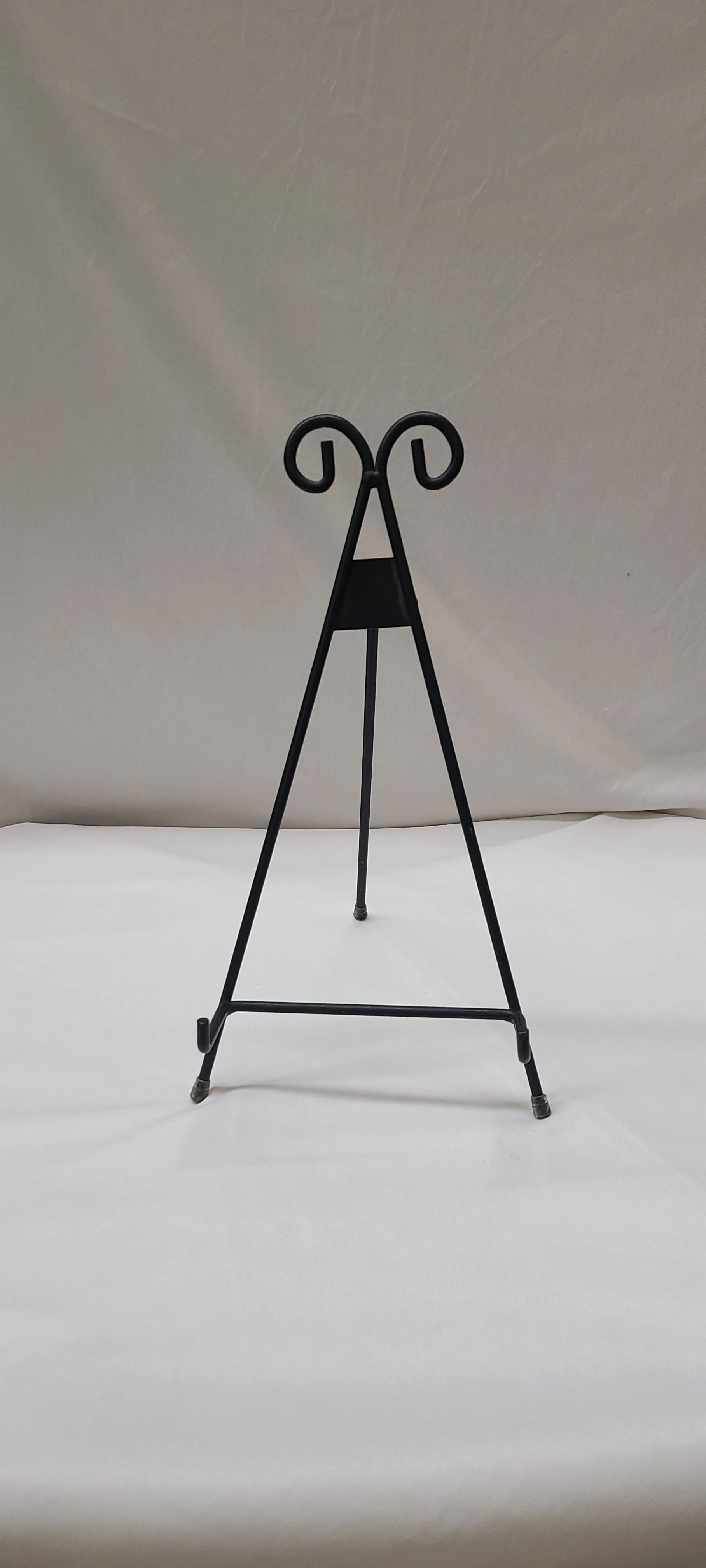 Curley Black Table Easel