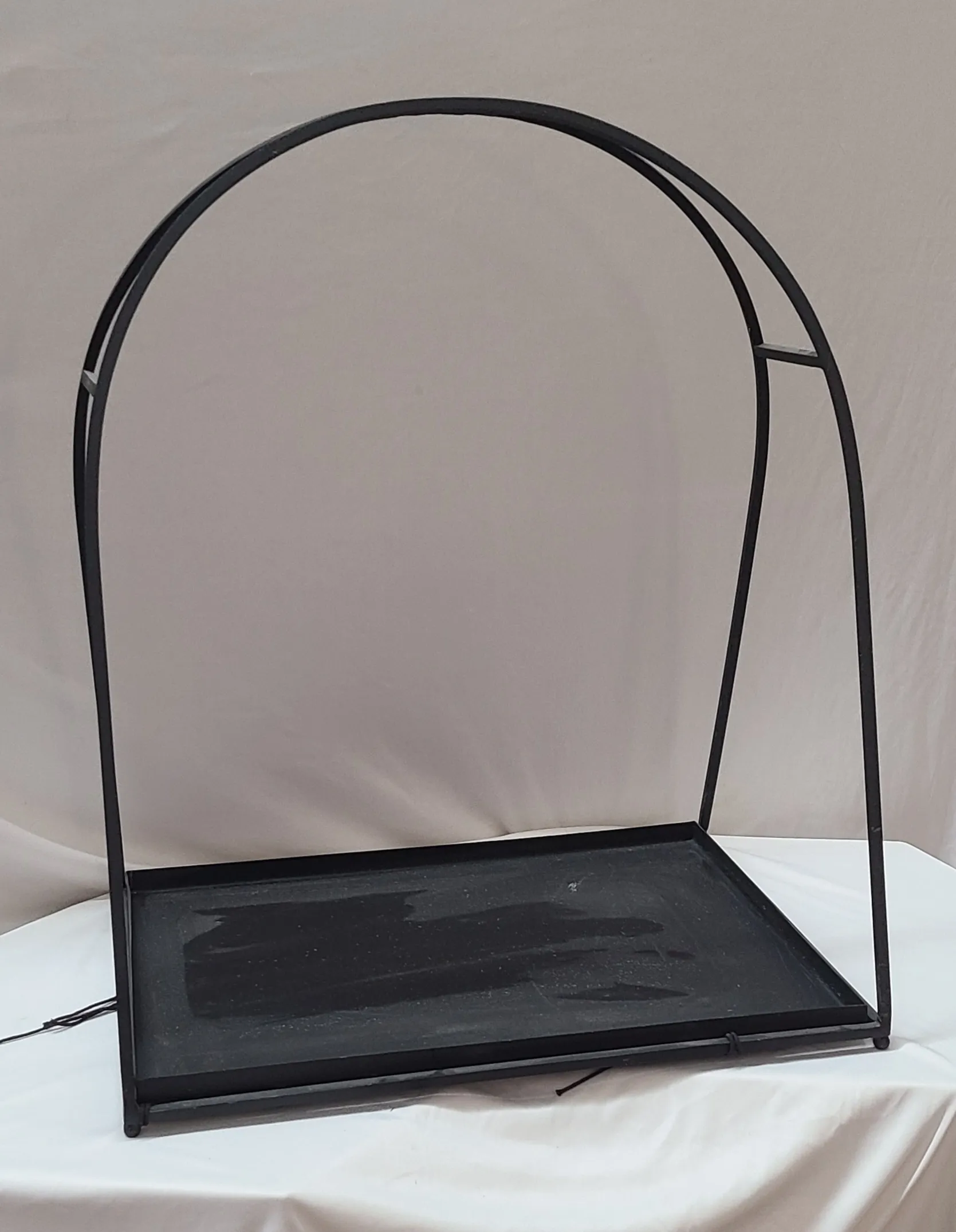 Black Dessert Stand