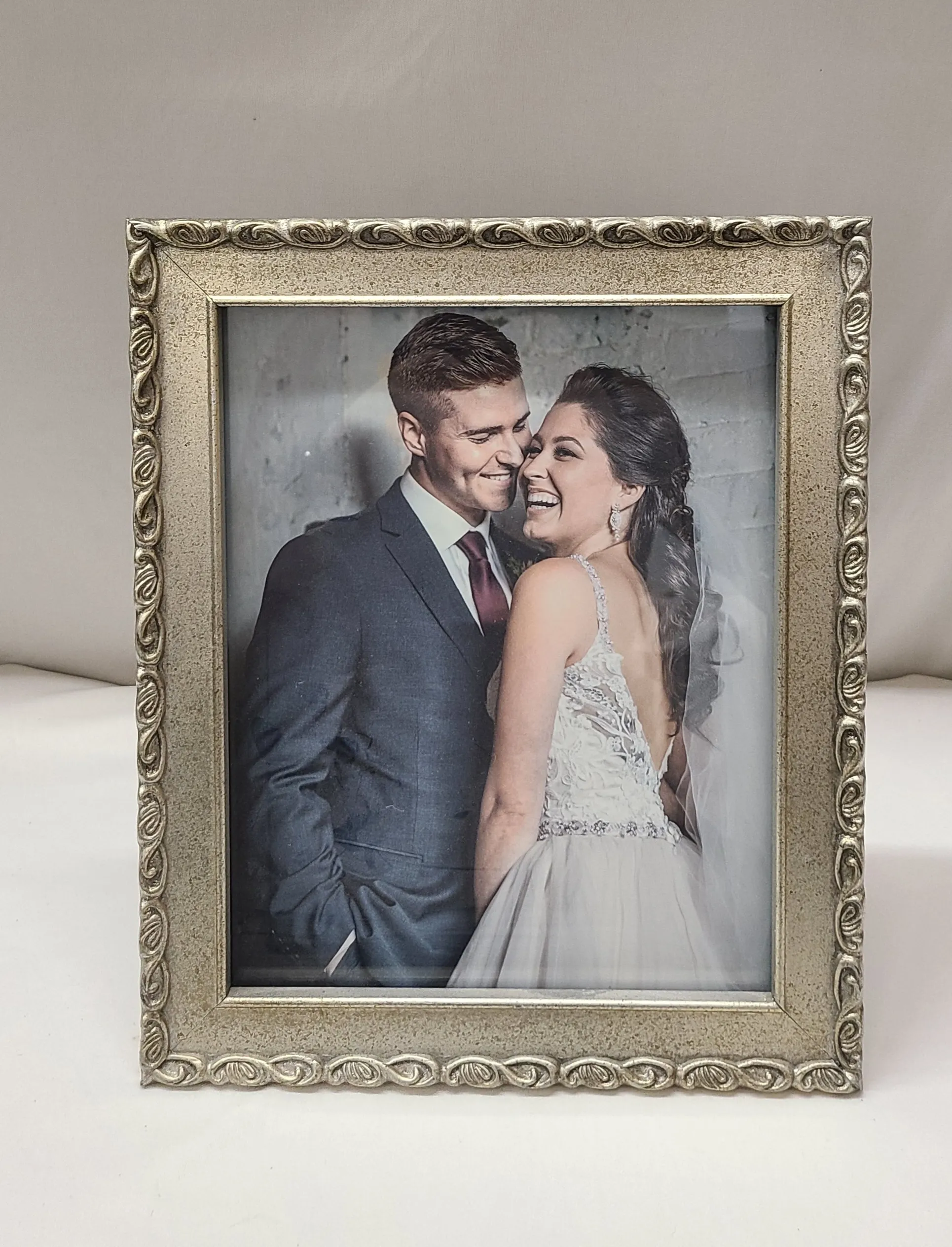 Gray Ornate Edged Frame 8"x10"