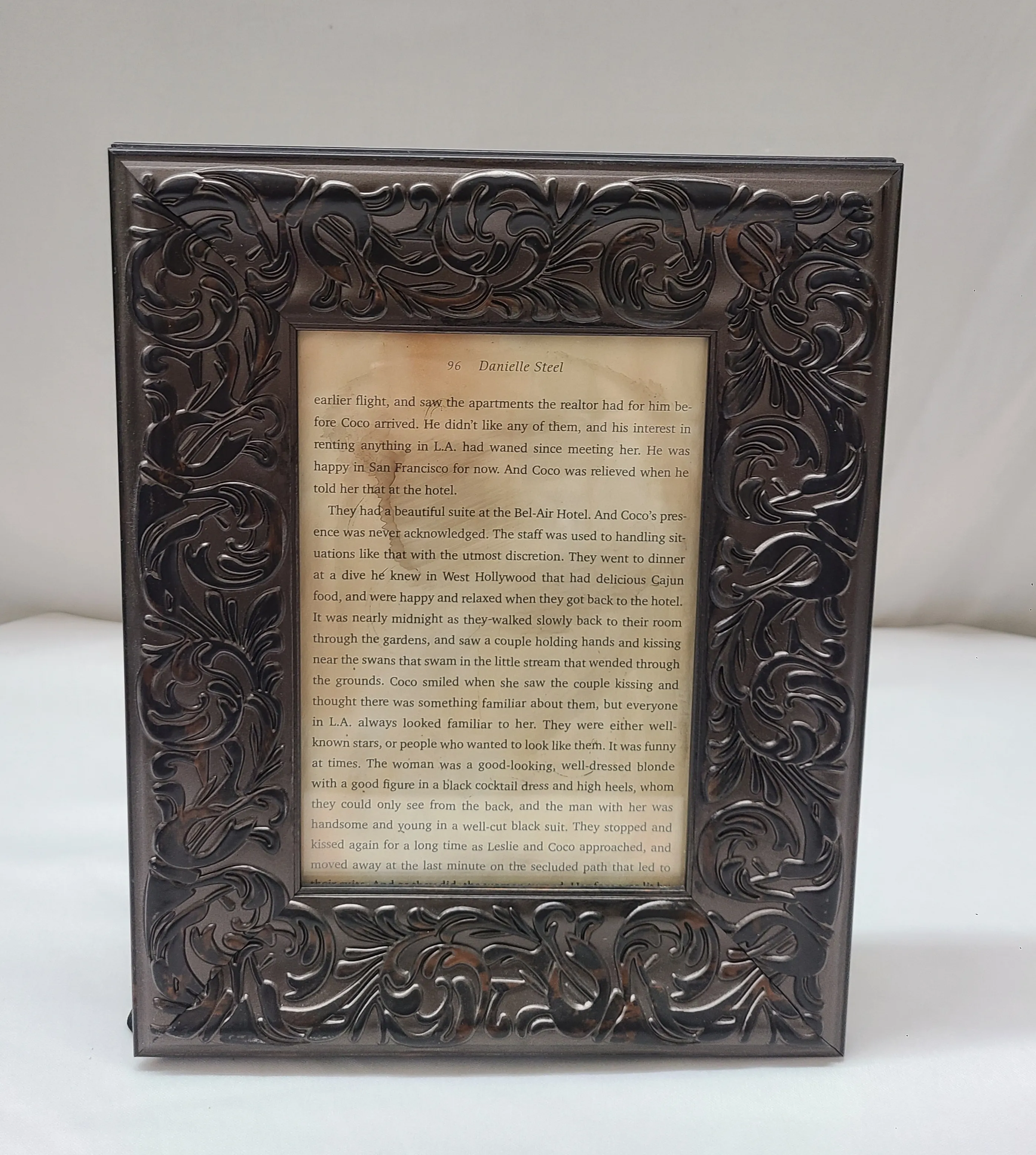 Black & Brown Ornate Frame 7"x5"