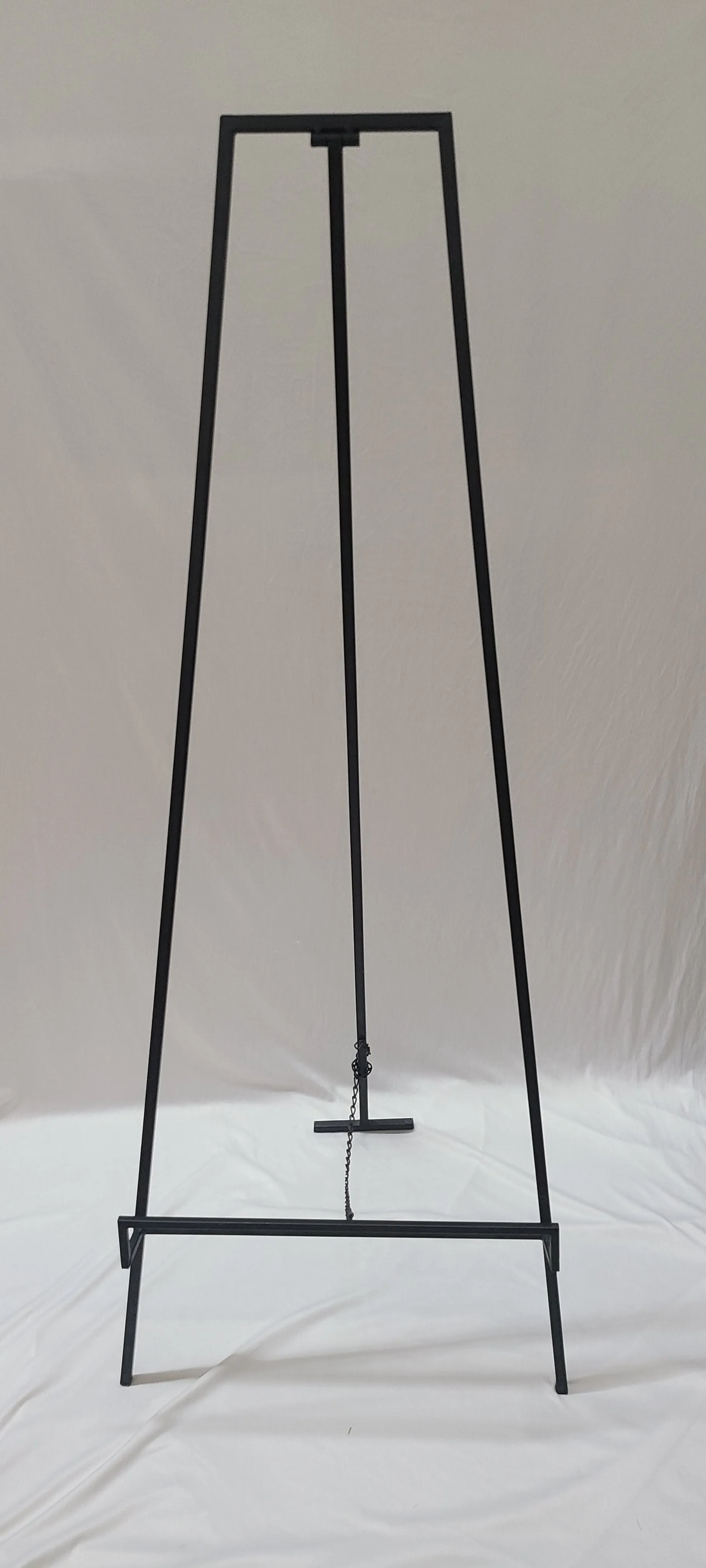 Low Black Metal Easel