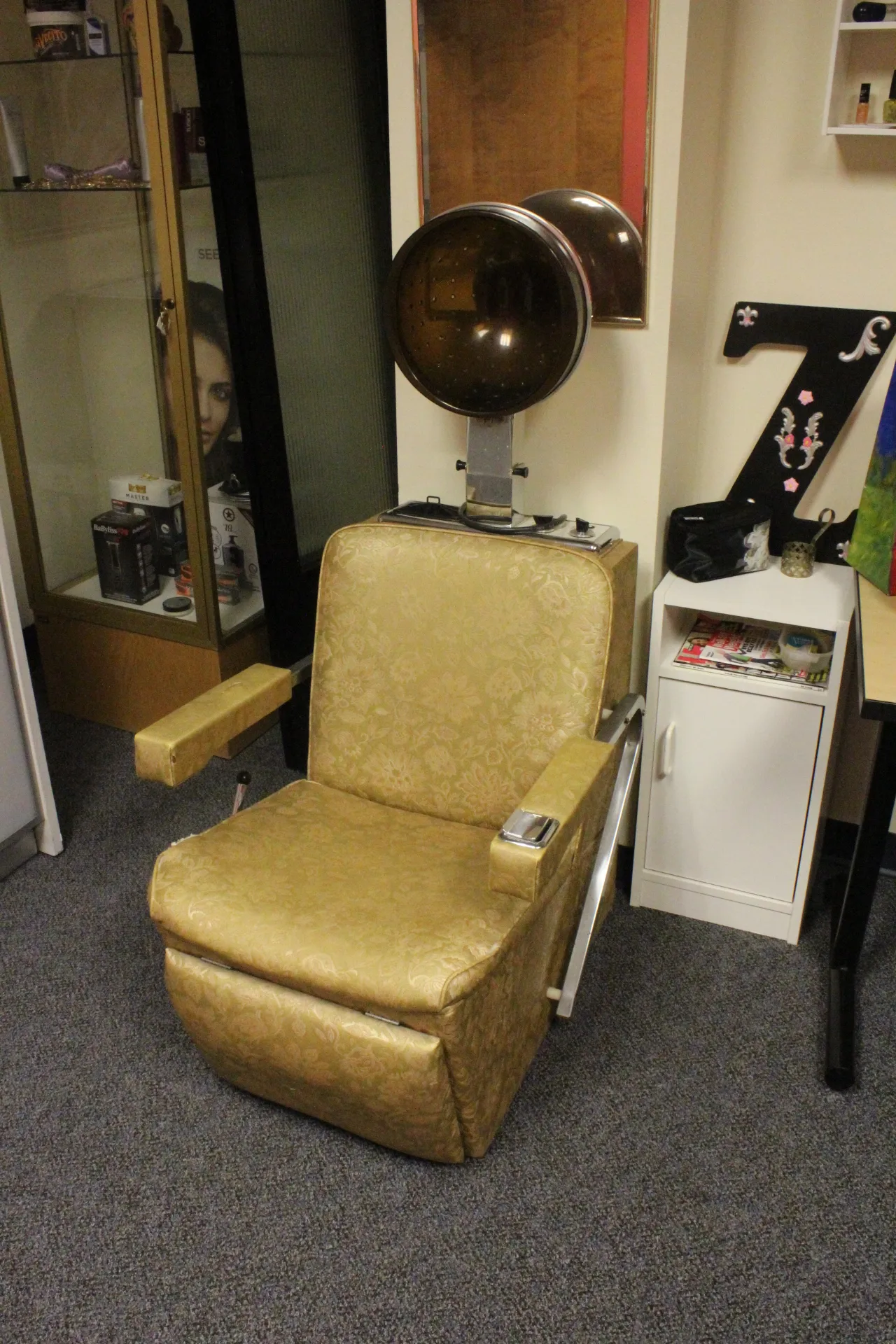 Chair Salon Vintage Yellow