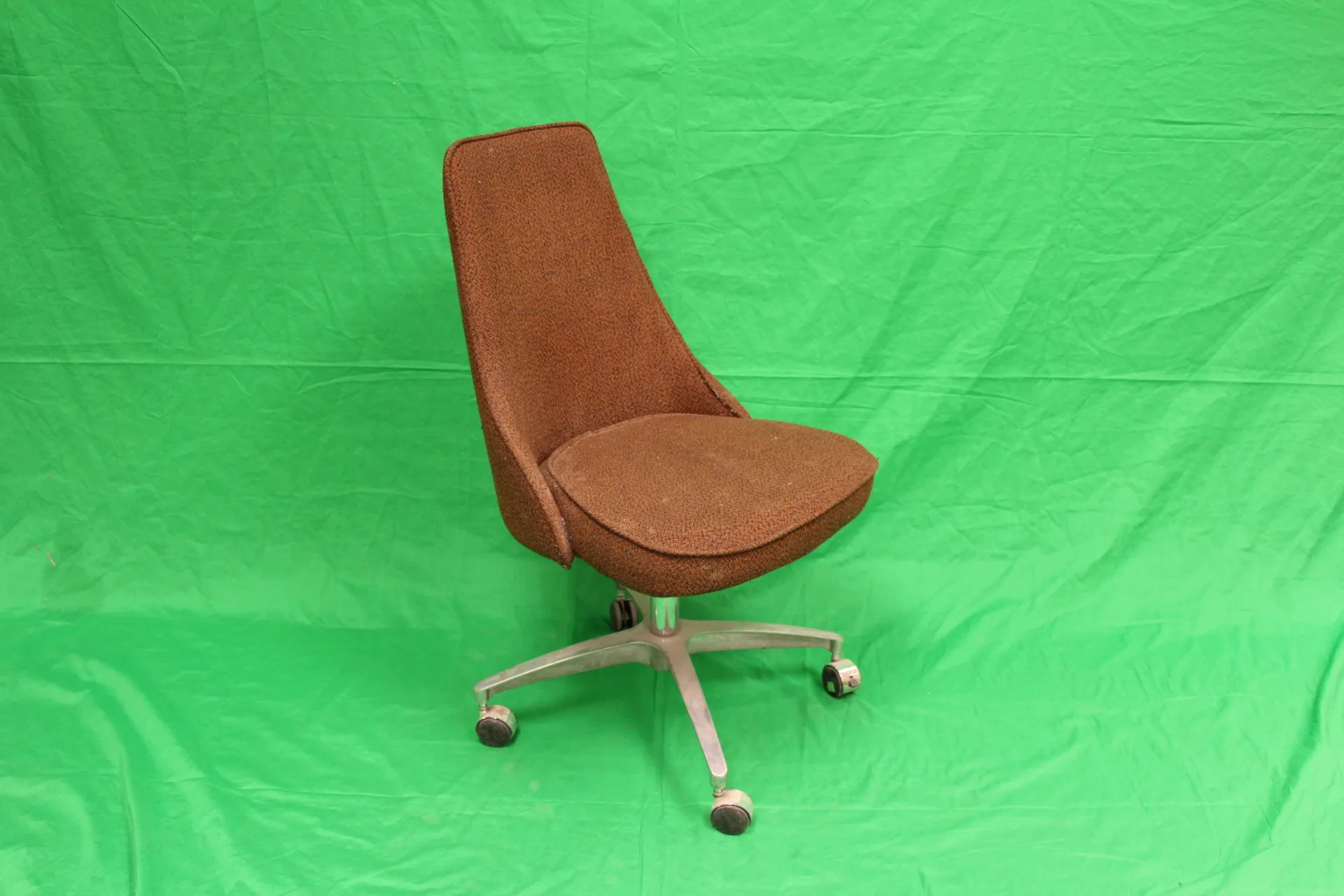 Chair Brown Cushion Casters Vintage