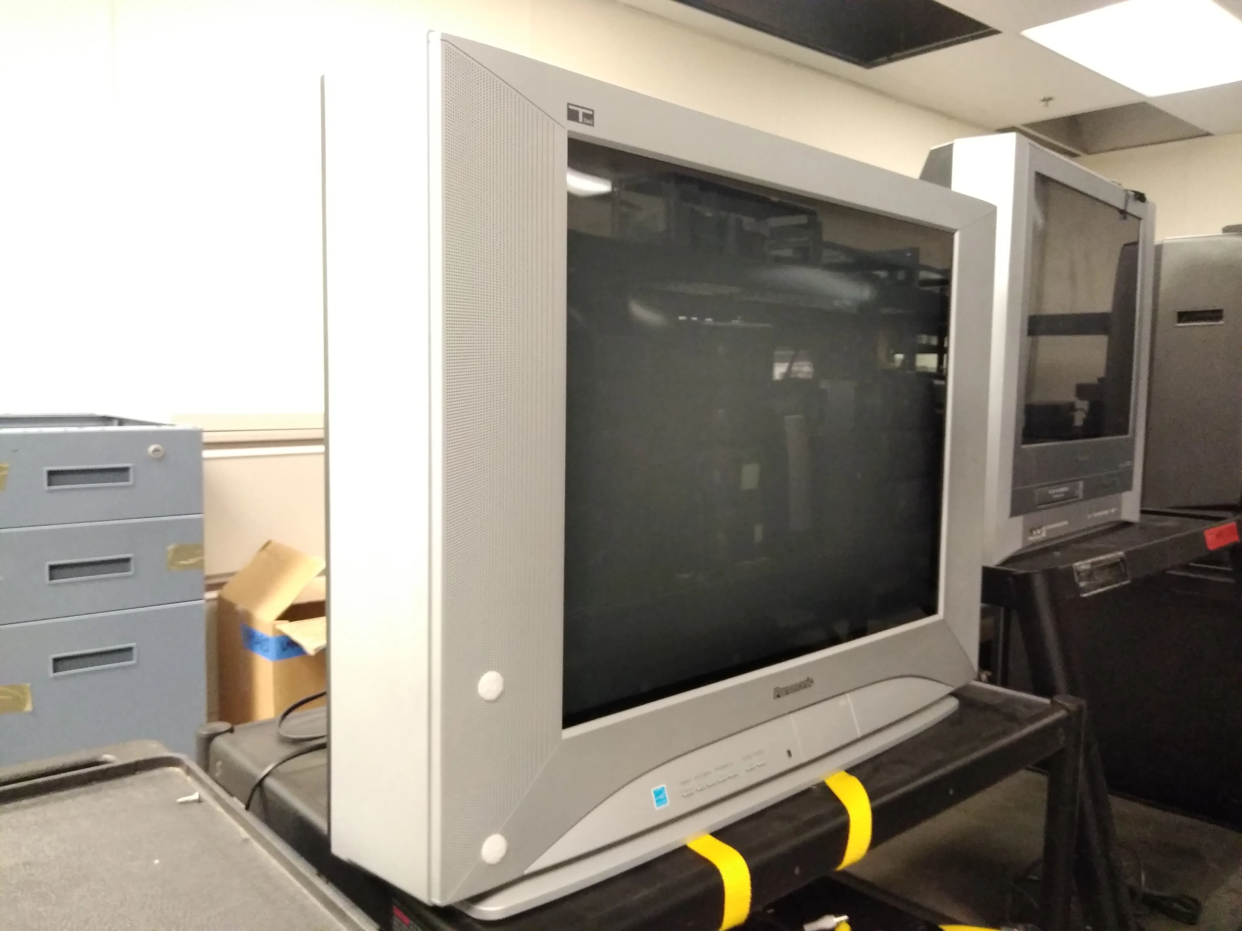 TV Large Silver Panasonic
