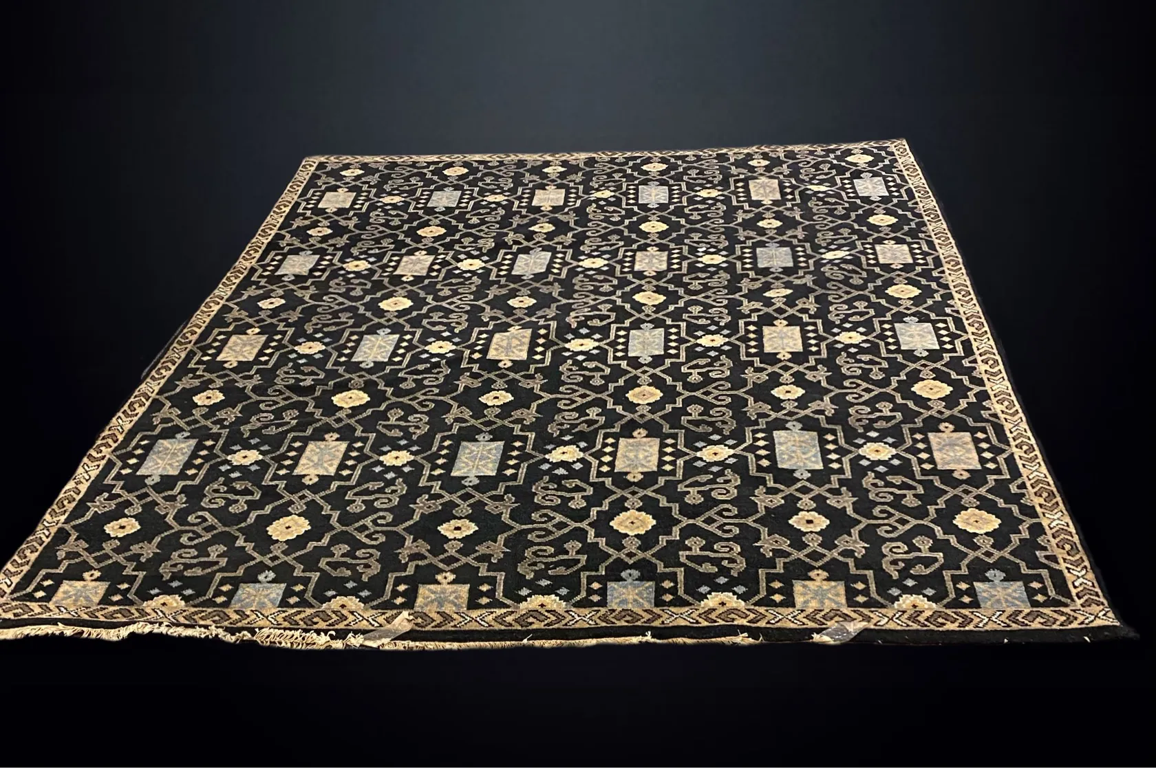 Rug Decorative Dark Colors 7'9" by 9'10"