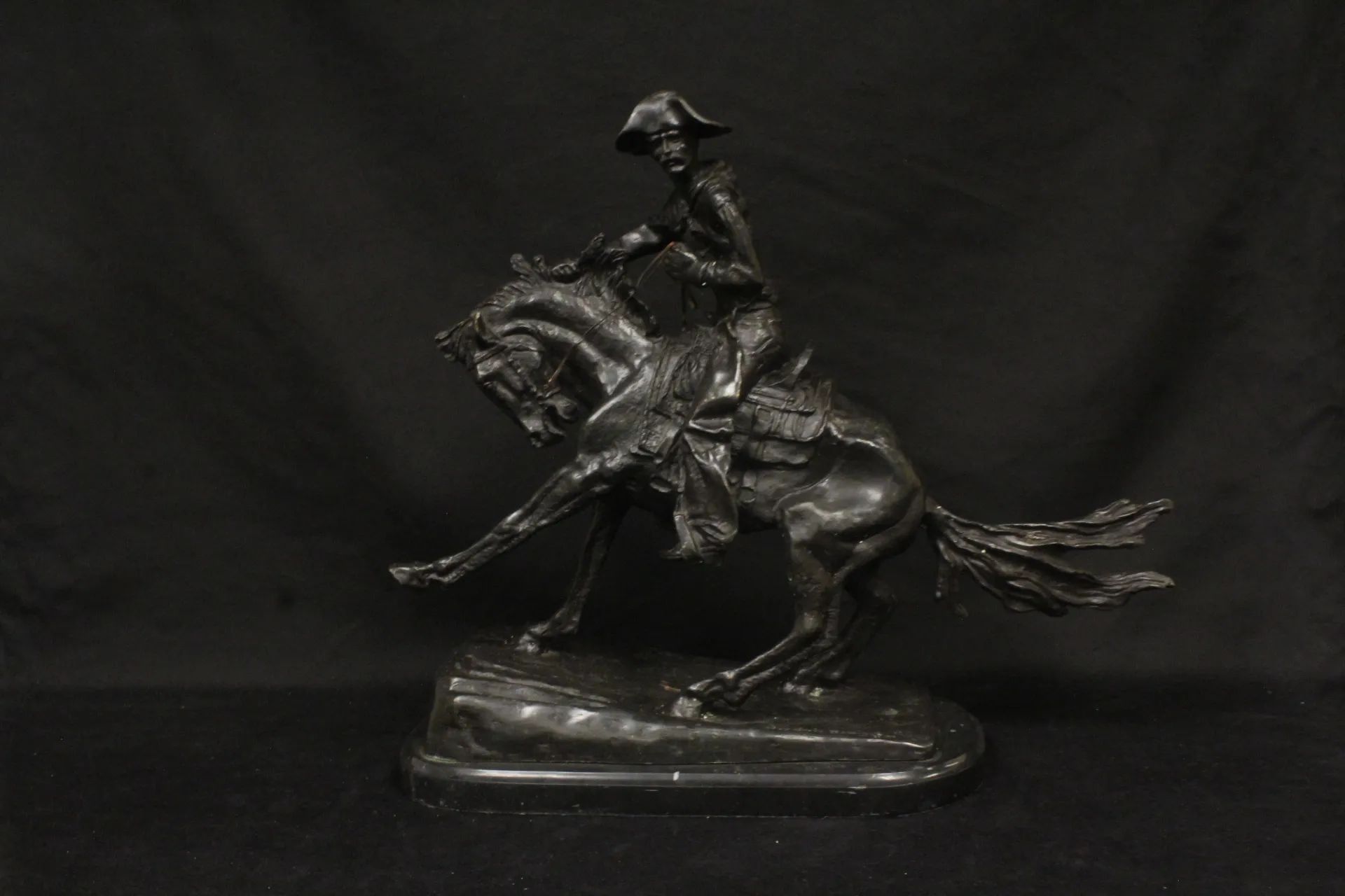 Statue Cowboy Bronze