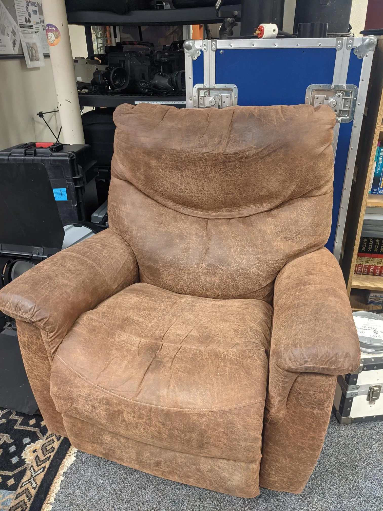 lazy boy chair 