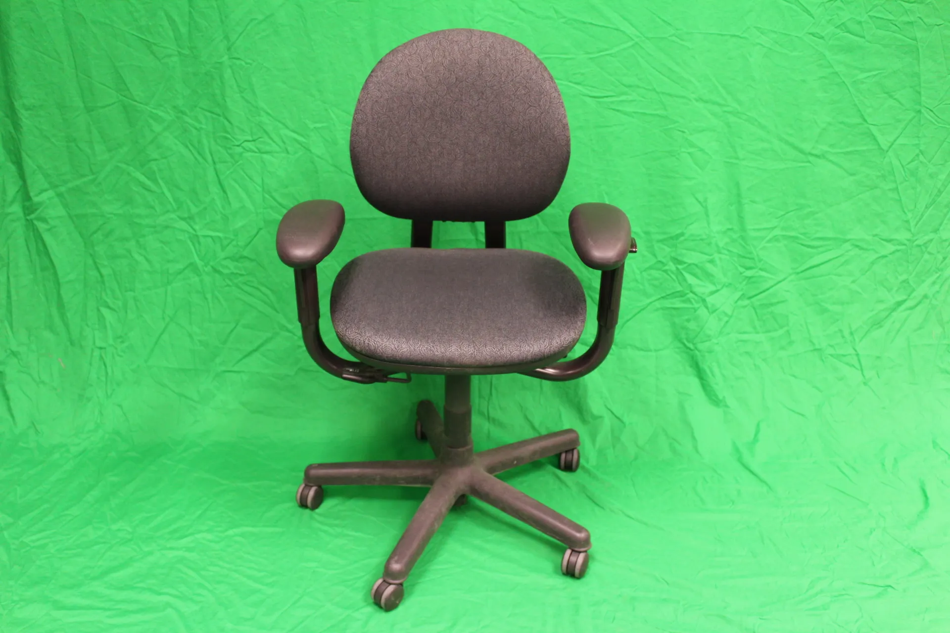 Chair Office Black Cushion Black Frame Round Back