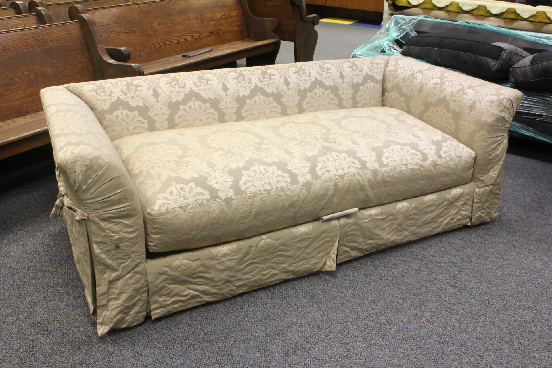 Couch Floral Beige