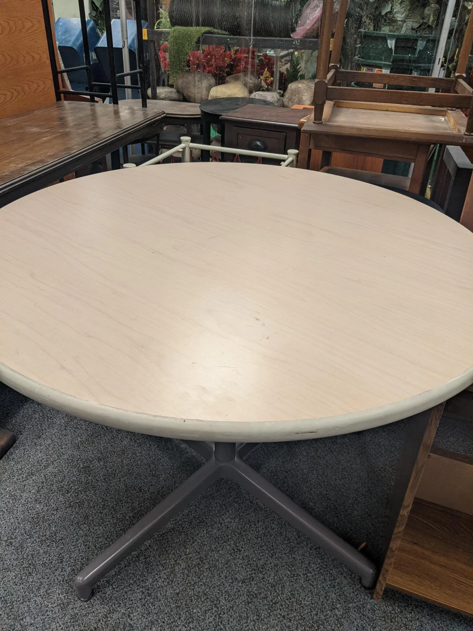 round table 