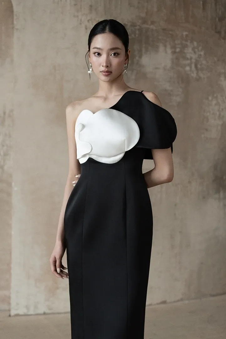 Orchid Petal Detailed Dress