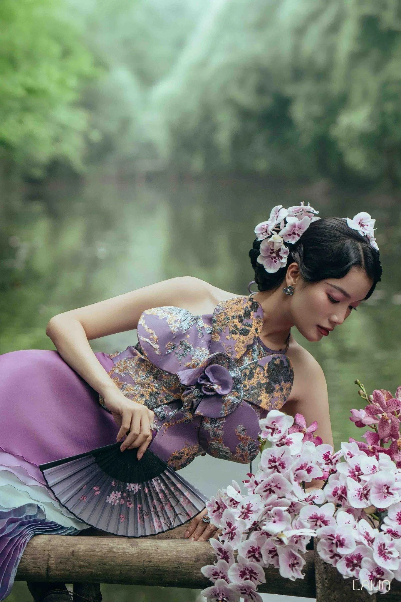 Áo Dài Tơ Diệu Cẩm