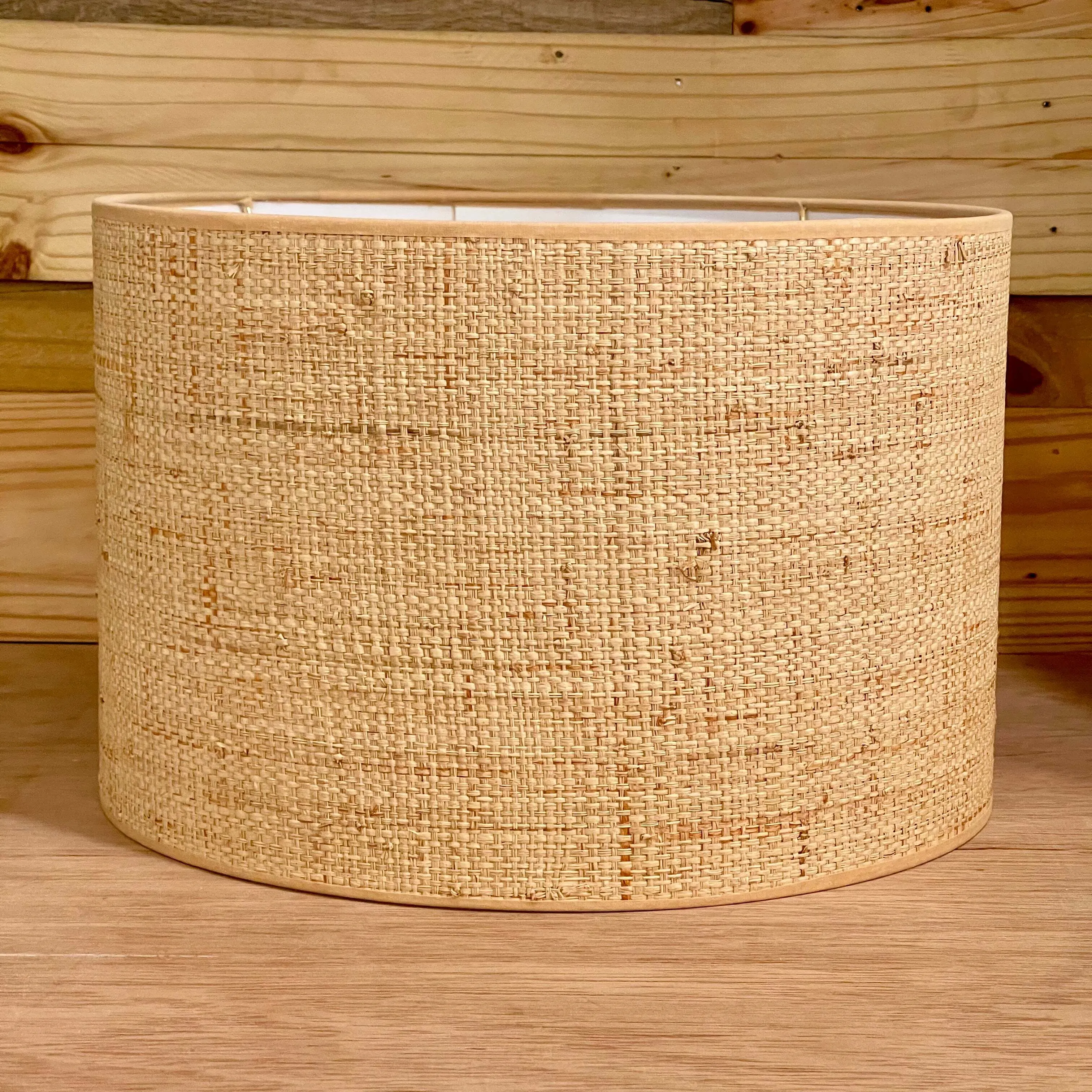 Raffia drum shape 