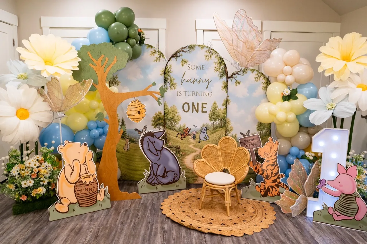 Winnie the Pooh Turning One 6ft