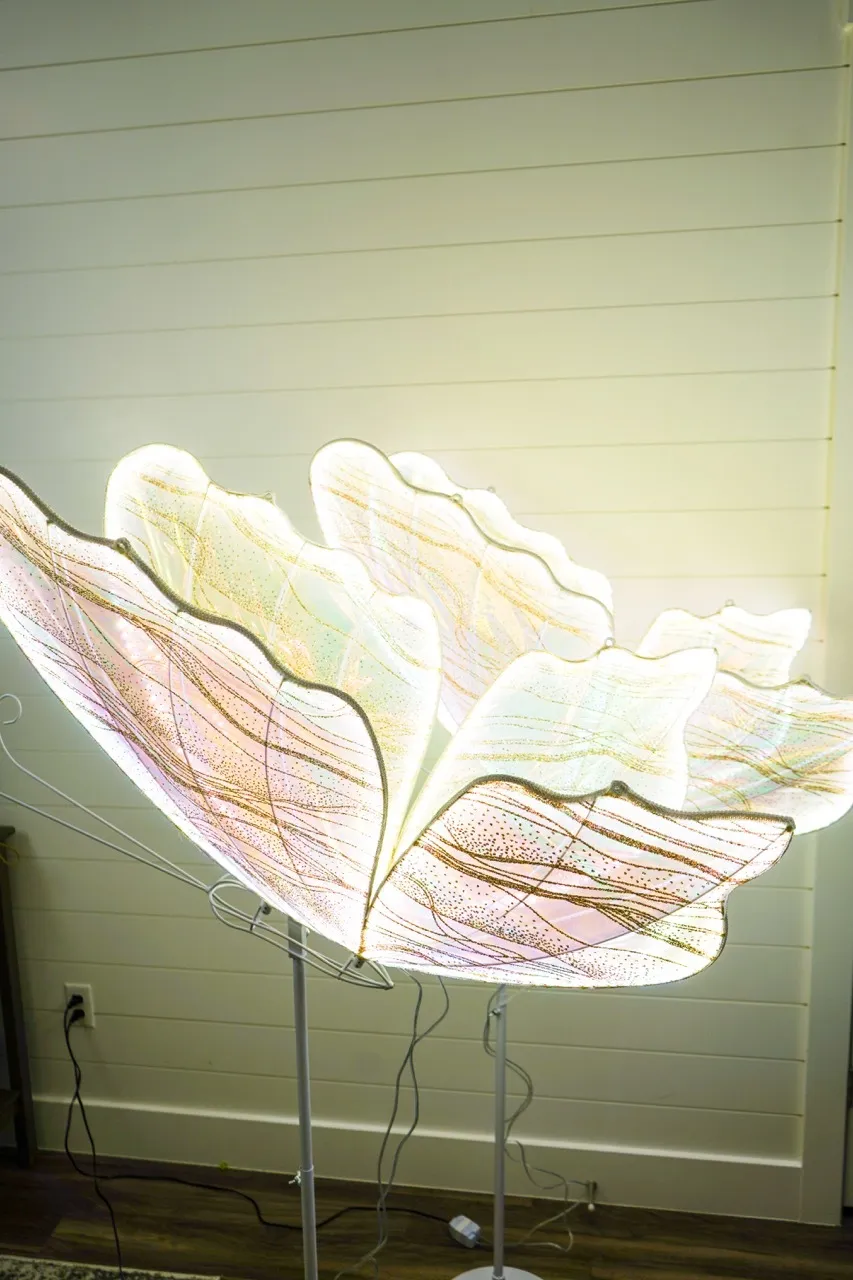 LED Butterfly Warm White 23.4 Inches
