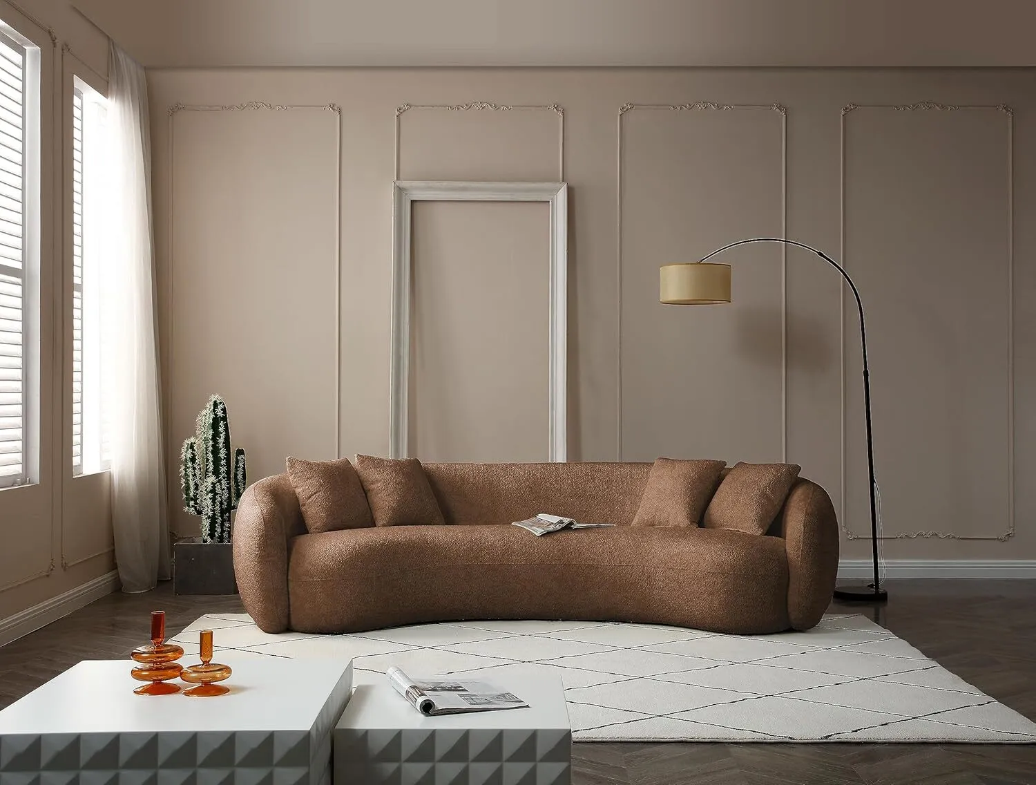 Teddy Modern sofa with 3 Pillows