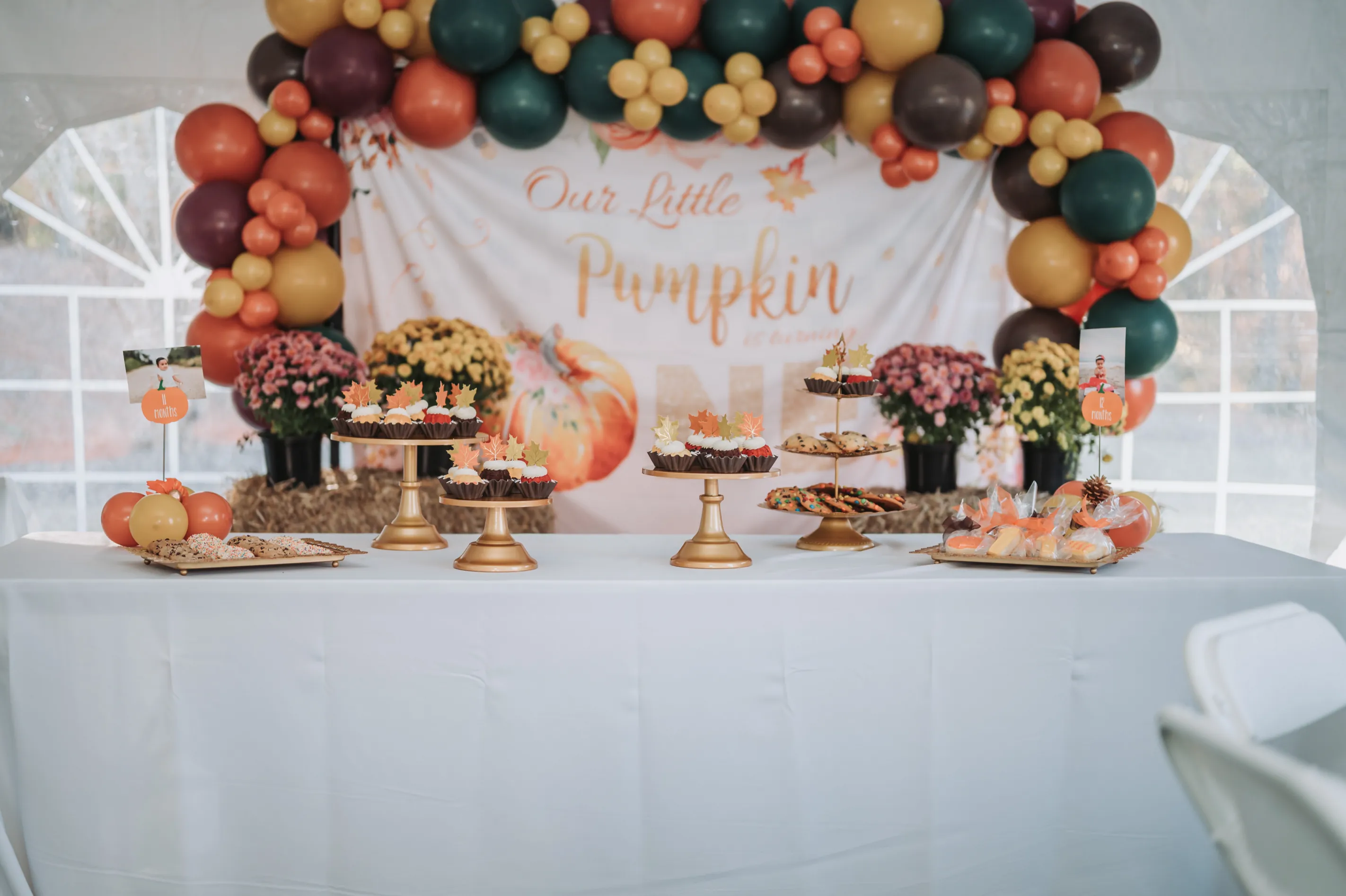 Gold Cake Stands