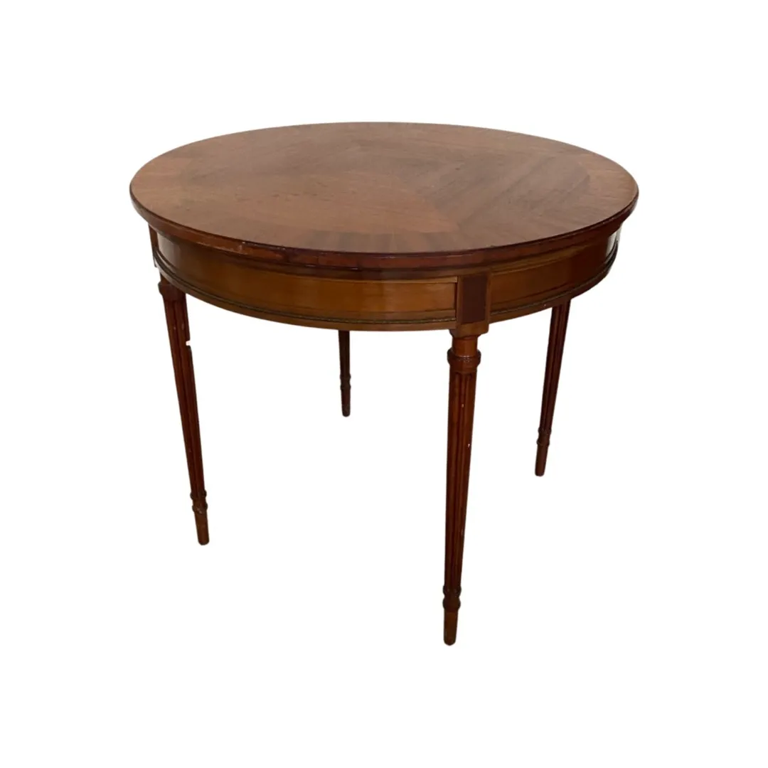 Starožitný kulatý stůl