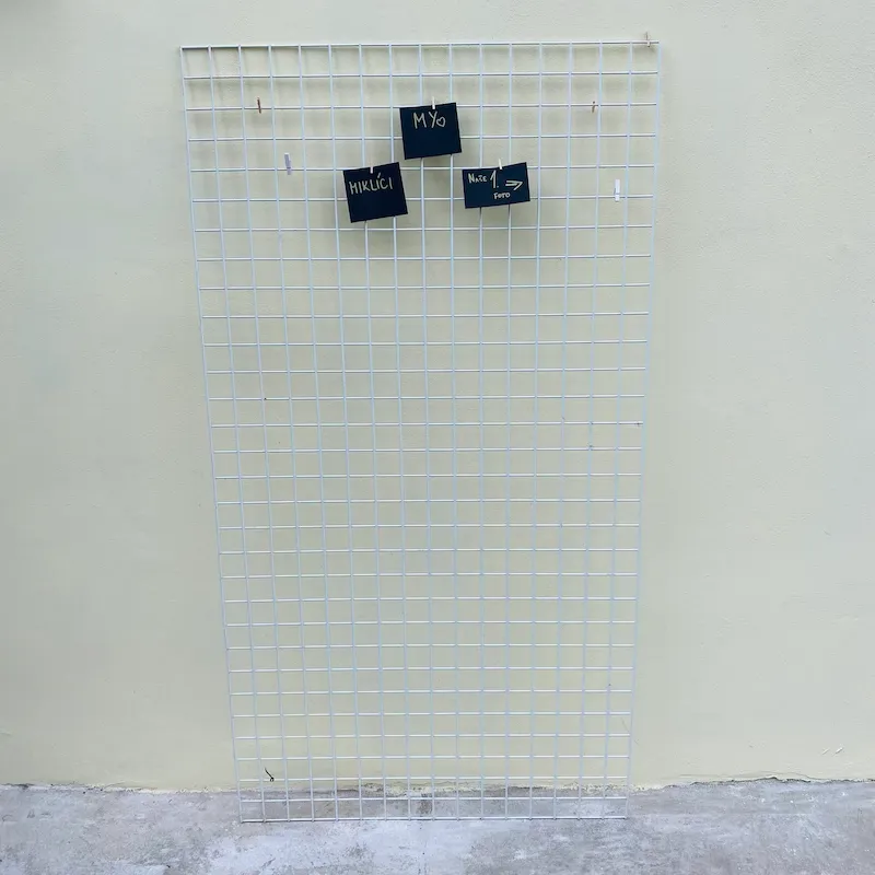 Dekorativní mříž na fotky