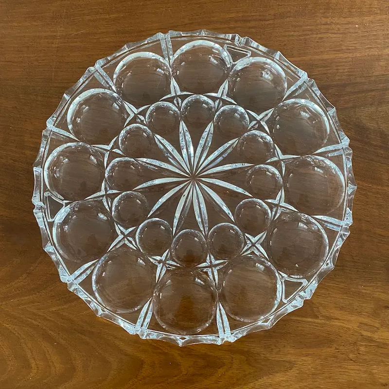 Kulatý křišťálový tác