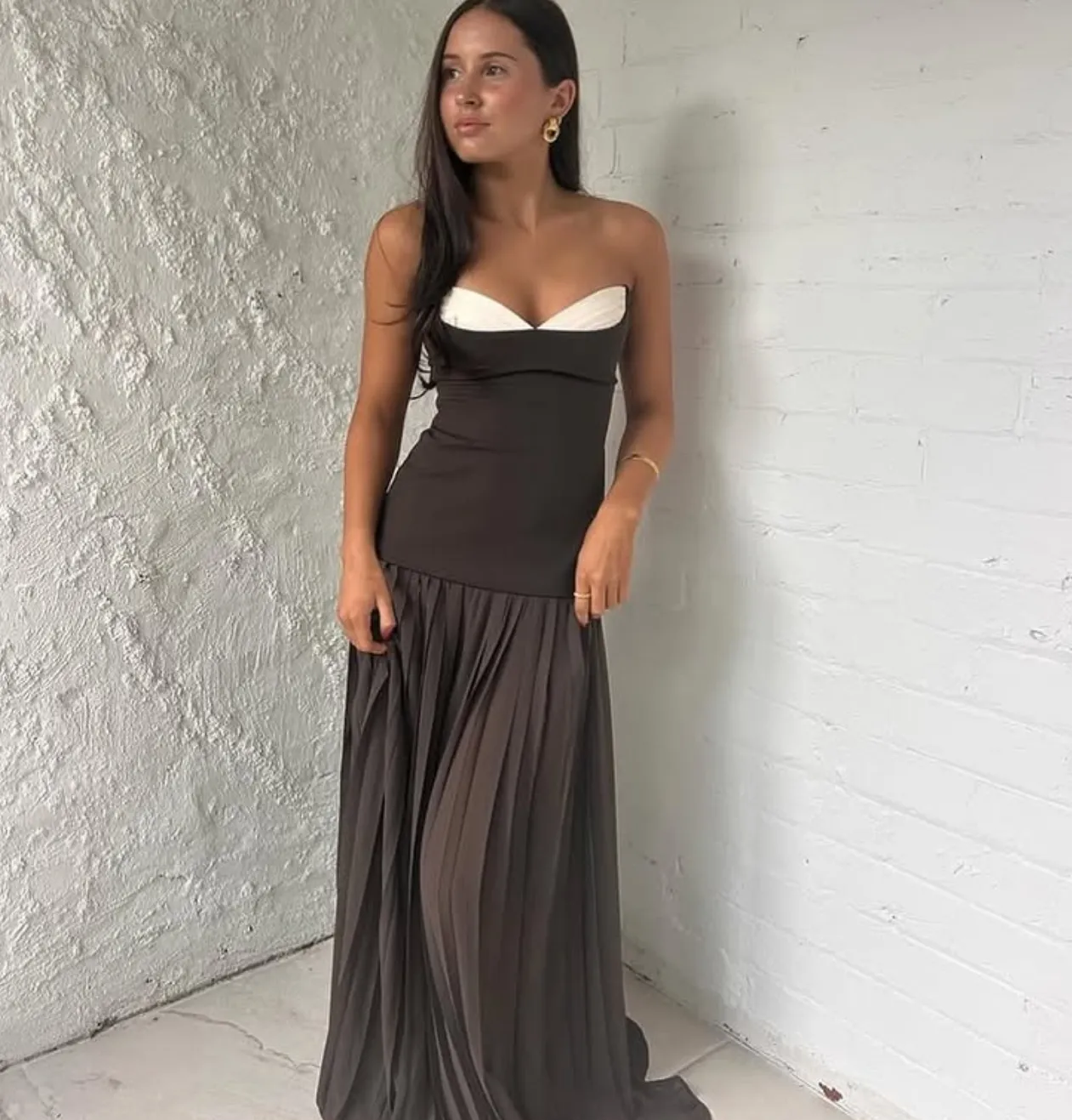 She is Olla Nicolette Maxi Dress in Expresso SIZE XS 