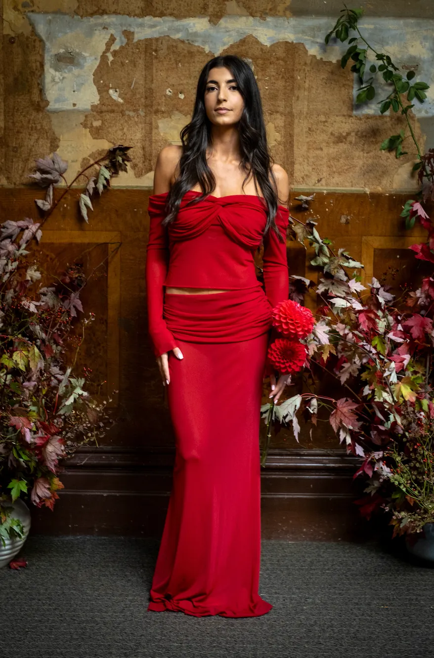 Natalie Rolt Charlotte Set in Cherry SIZE (2) 10