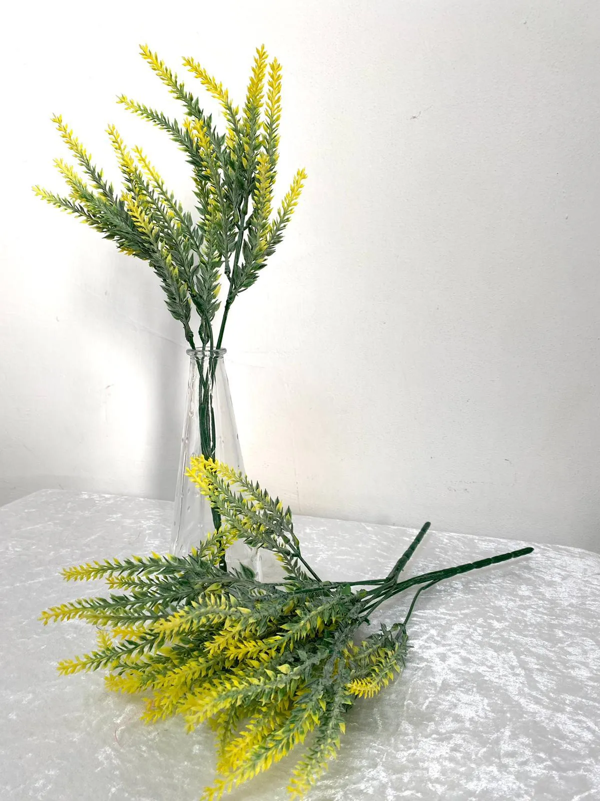 זר צהוב מאורך