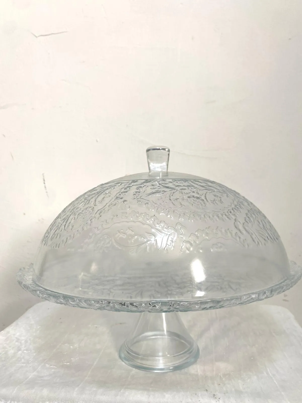 מגש לעוגה עם מכסה