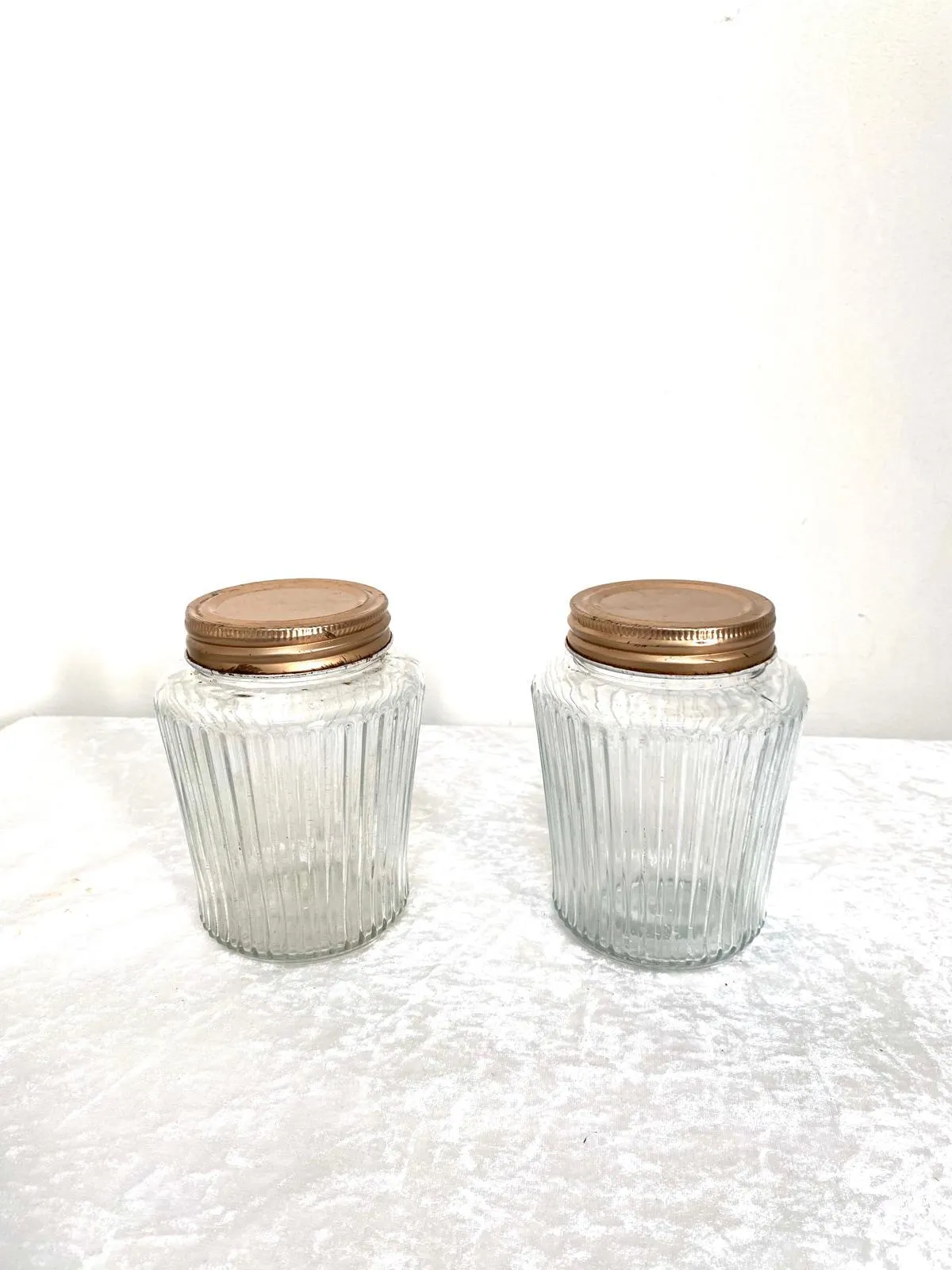 צנצנת מכסה רוזגולד מאורכות