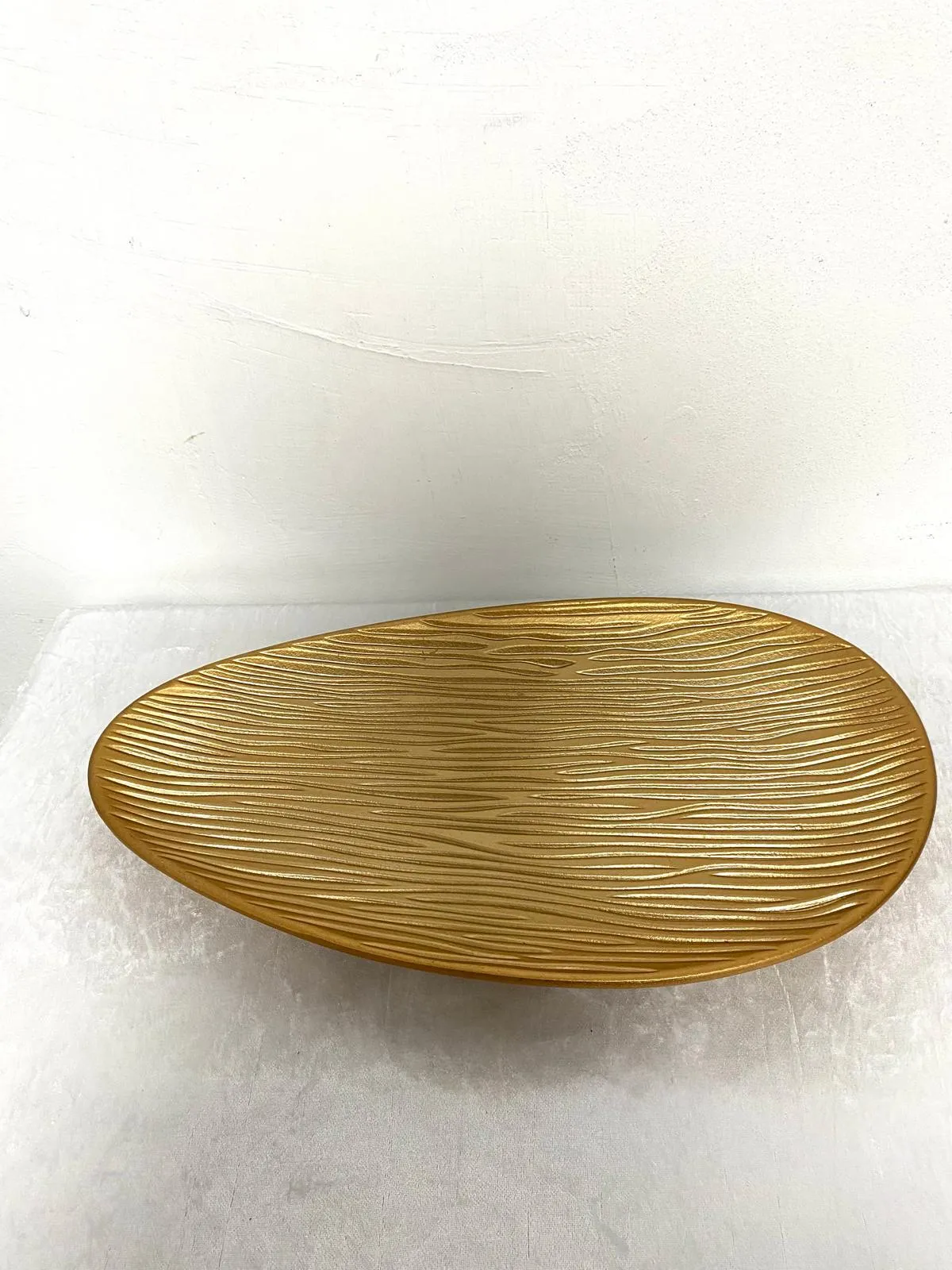 מגש אובלי זהב