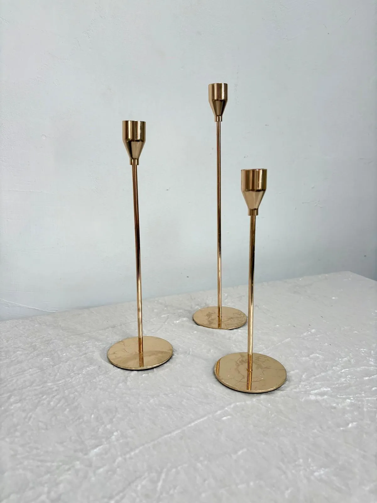 פמוטי זהב צרים