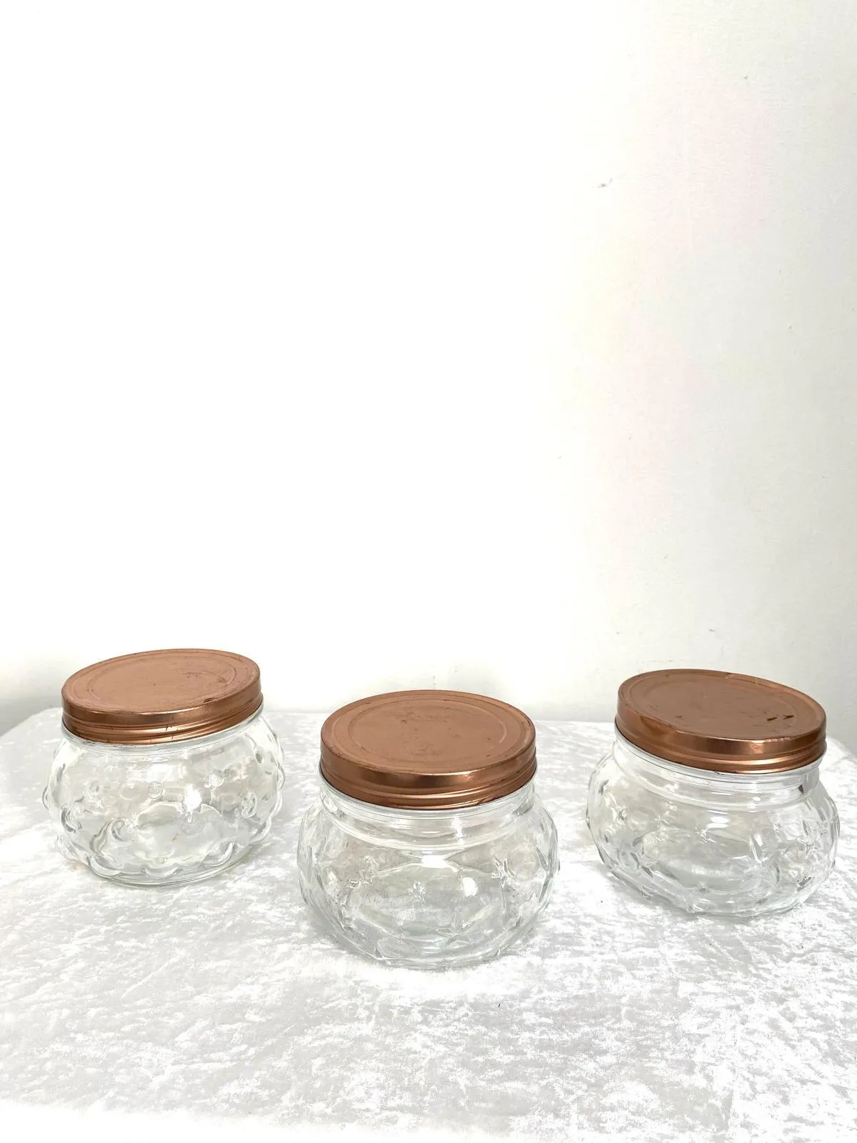 צנצנת מכסה רוזגולד מעוגלות