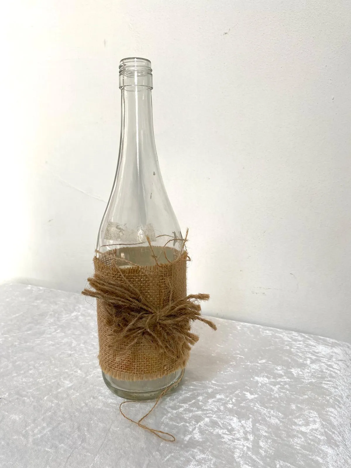 בקבוקים עם יוטה