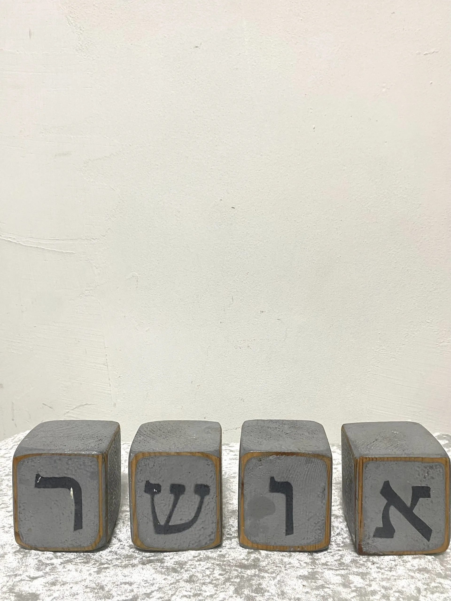 קוביות עץ אושר