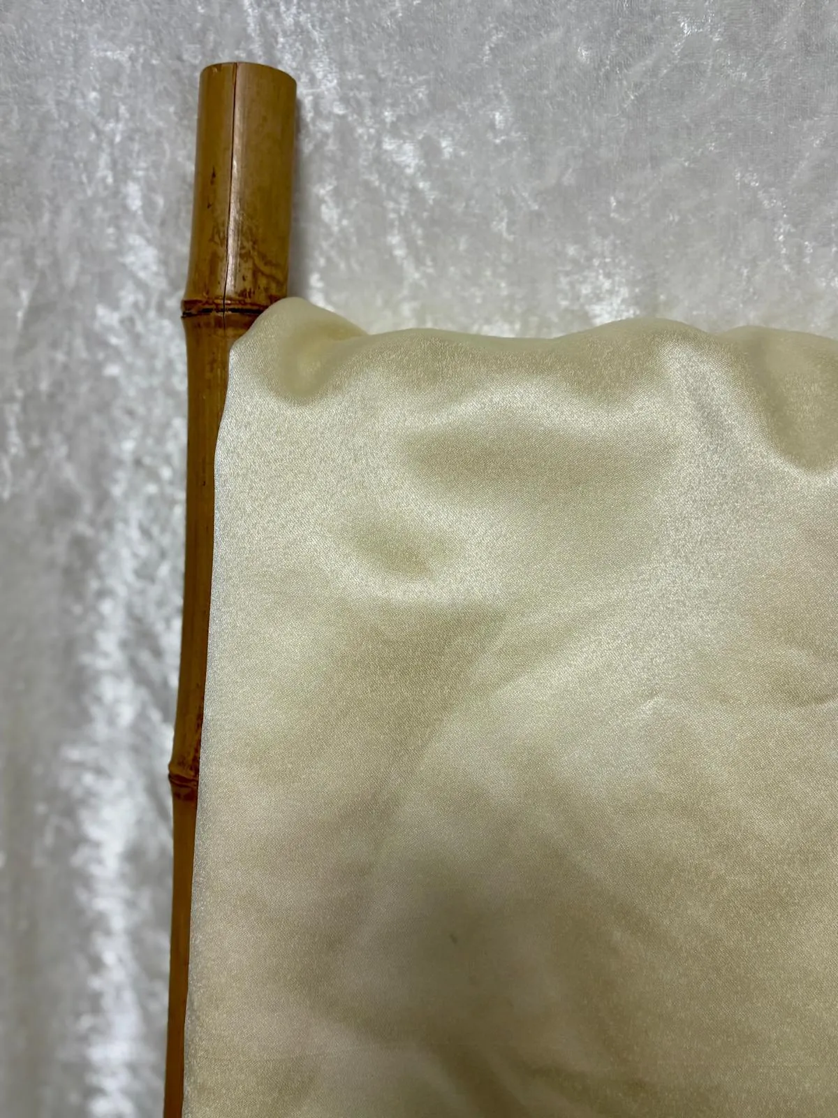 מפה ריבוע שמנת- צהבהב